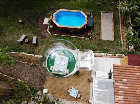 Évasion étoilée dans une bulle en Languedoc-Roussillon à Allegre Les Fumades — vue depuis la terrasse