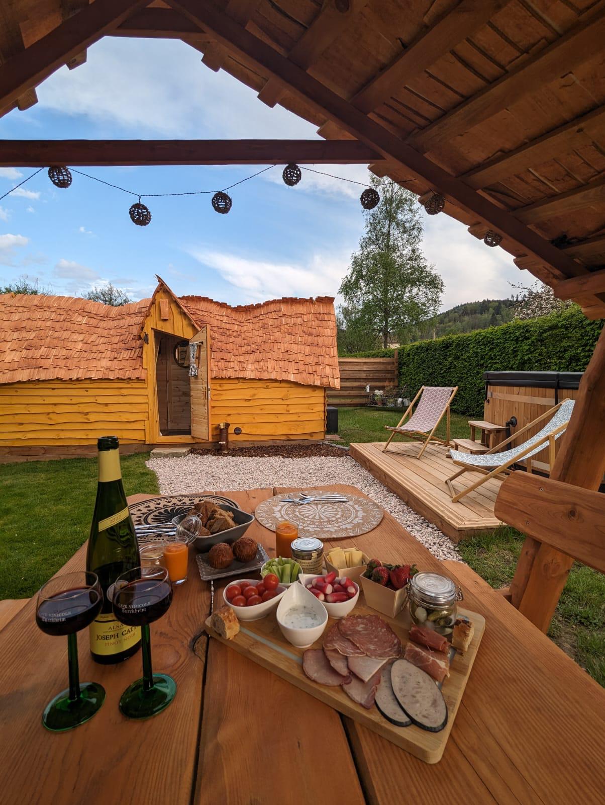 La Cabane de Léa — Cabane avec spa à Épinal (Vosges) à Épinal — espace de vie