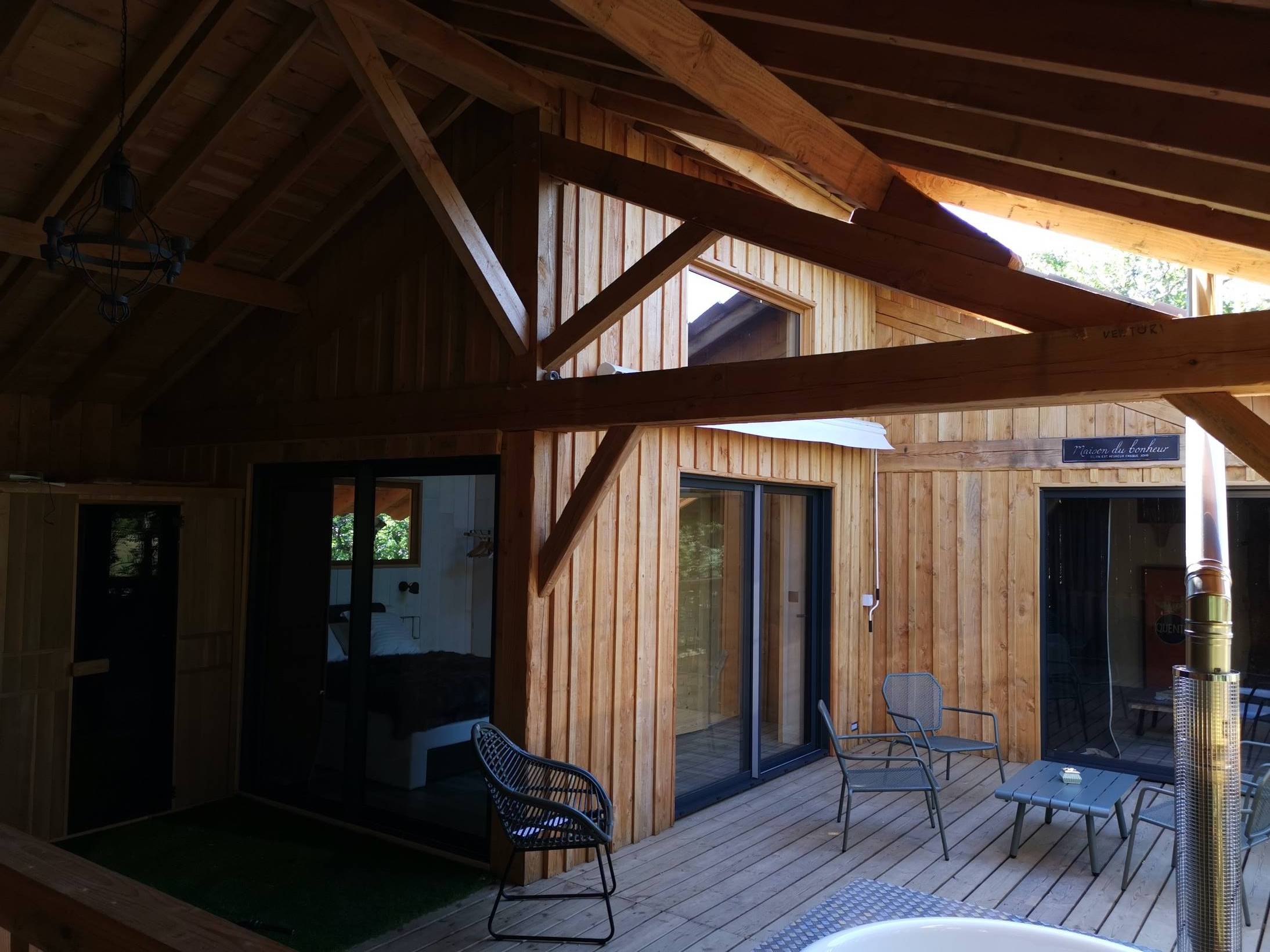 Cabane Spa La Canopée : une échappée romantique en Midi-Pyrénées à Cahuzac Sur Vère — vue depuis la terrasse
