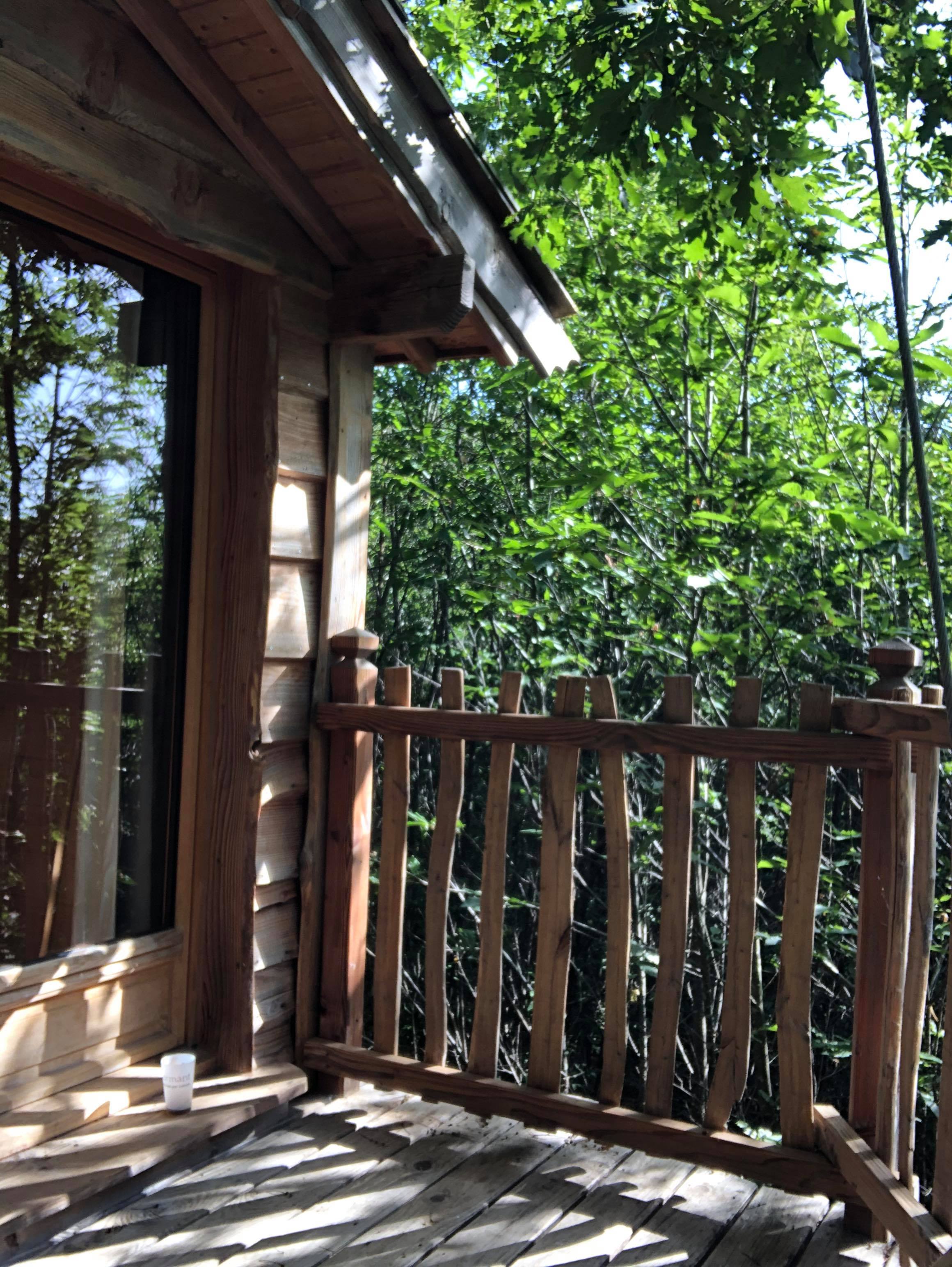 Photo 9/9 — Cabane dans les arbres « Cabane Ecureuil — Nuit perchée à 8m dans les arbres en Dordogne » à Alles-sur-Dordogne…