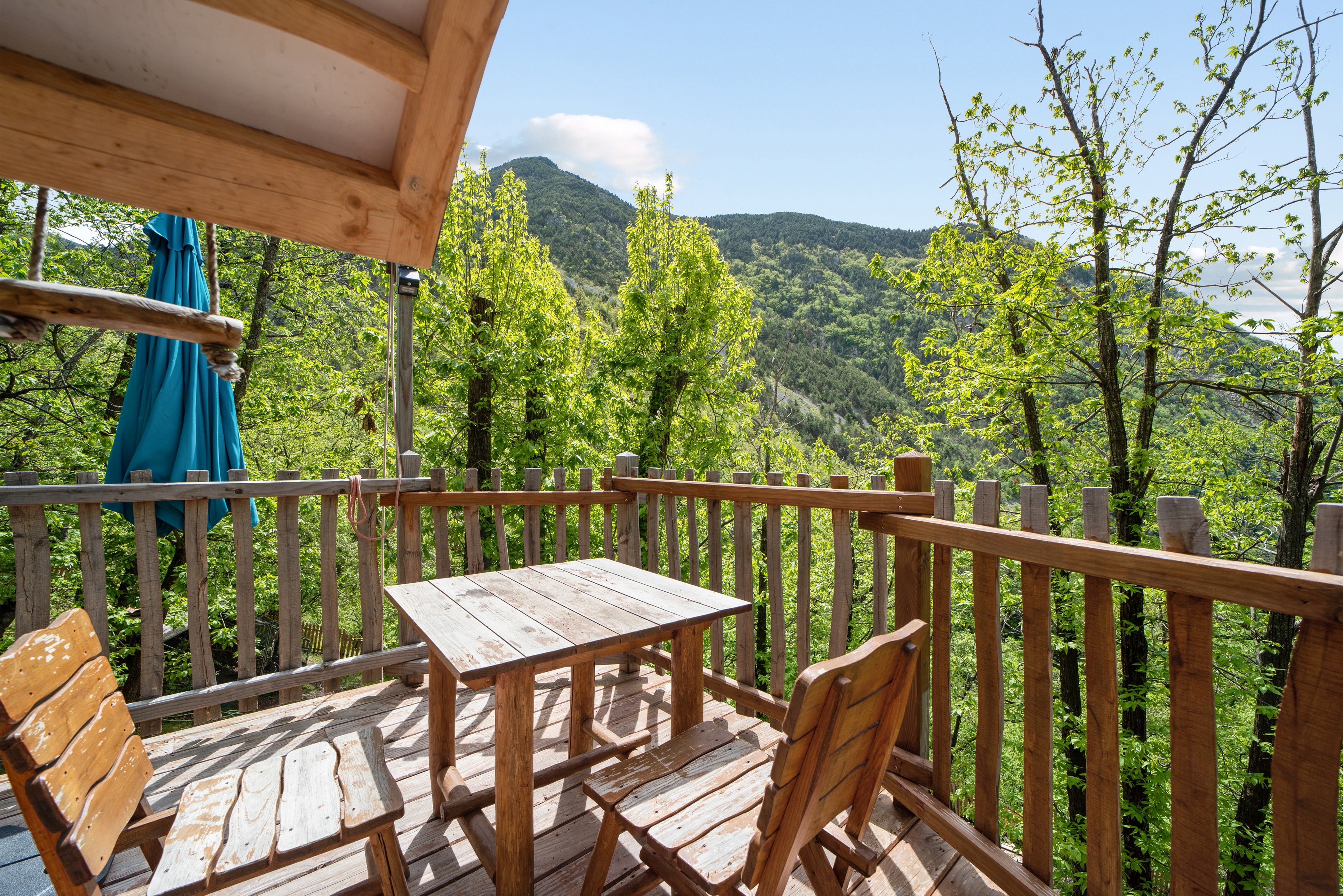 Lov'Nid de Belvédère — Cabane dans les arbres avec spa à Belvédère (Alpes-Maritimes)