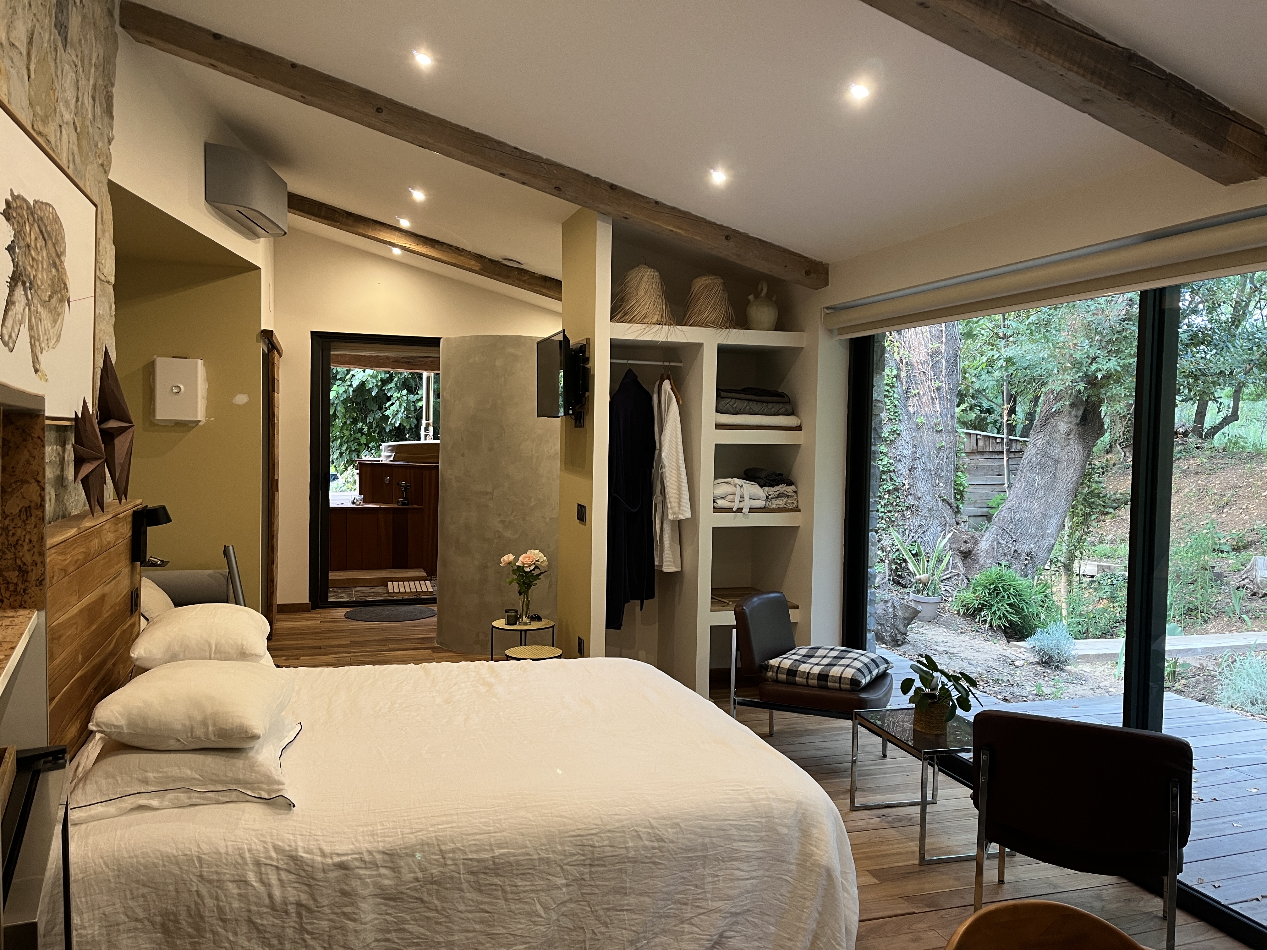 BOISBOLCHET ECOLODGE & SPA — Ecolodge avec spa à Gard