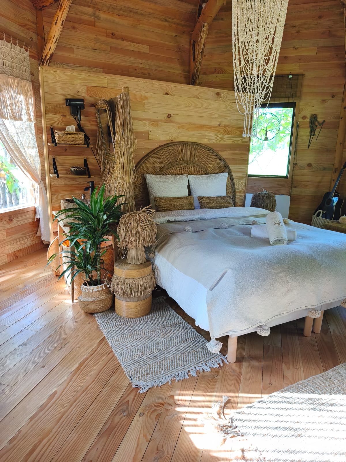Évasion dans la cabane indonésienne avec grand bain nordique