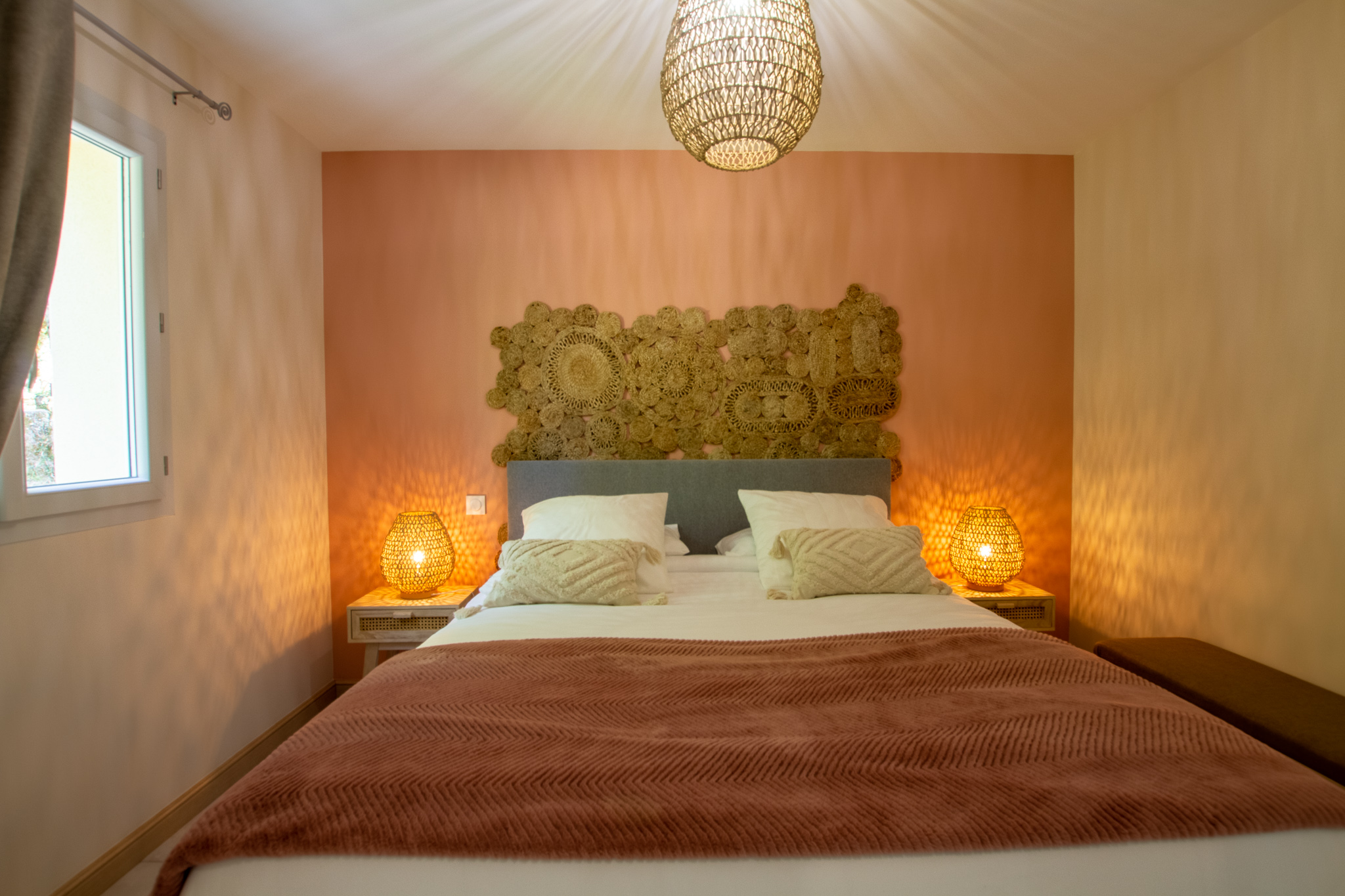 Gîte Cocooning & Spa privatif — Maison insolite avec jacuzzi en Dordogne à Alles-sur-Dordogne — espace de vie