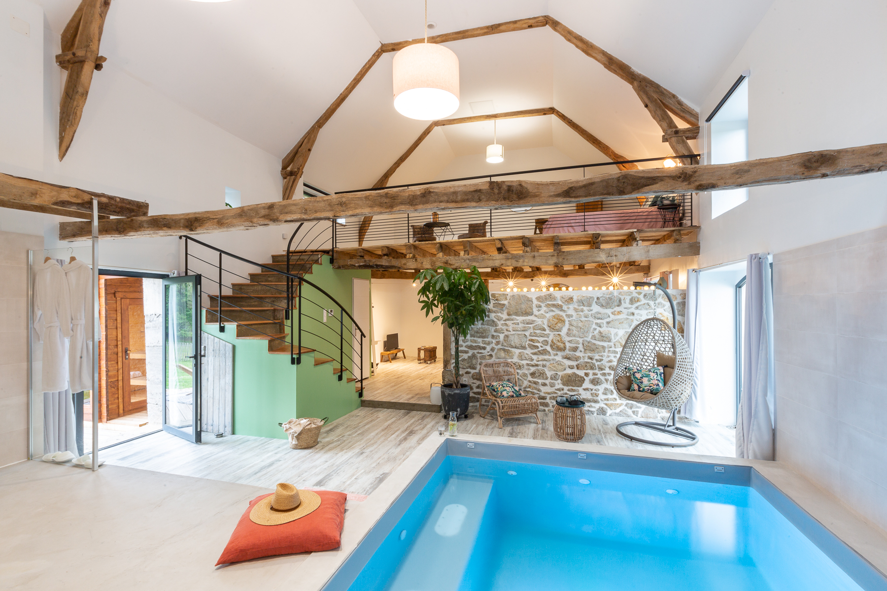 Le loft des Hauts de Bagadou : une évasion romantique en Occitanie