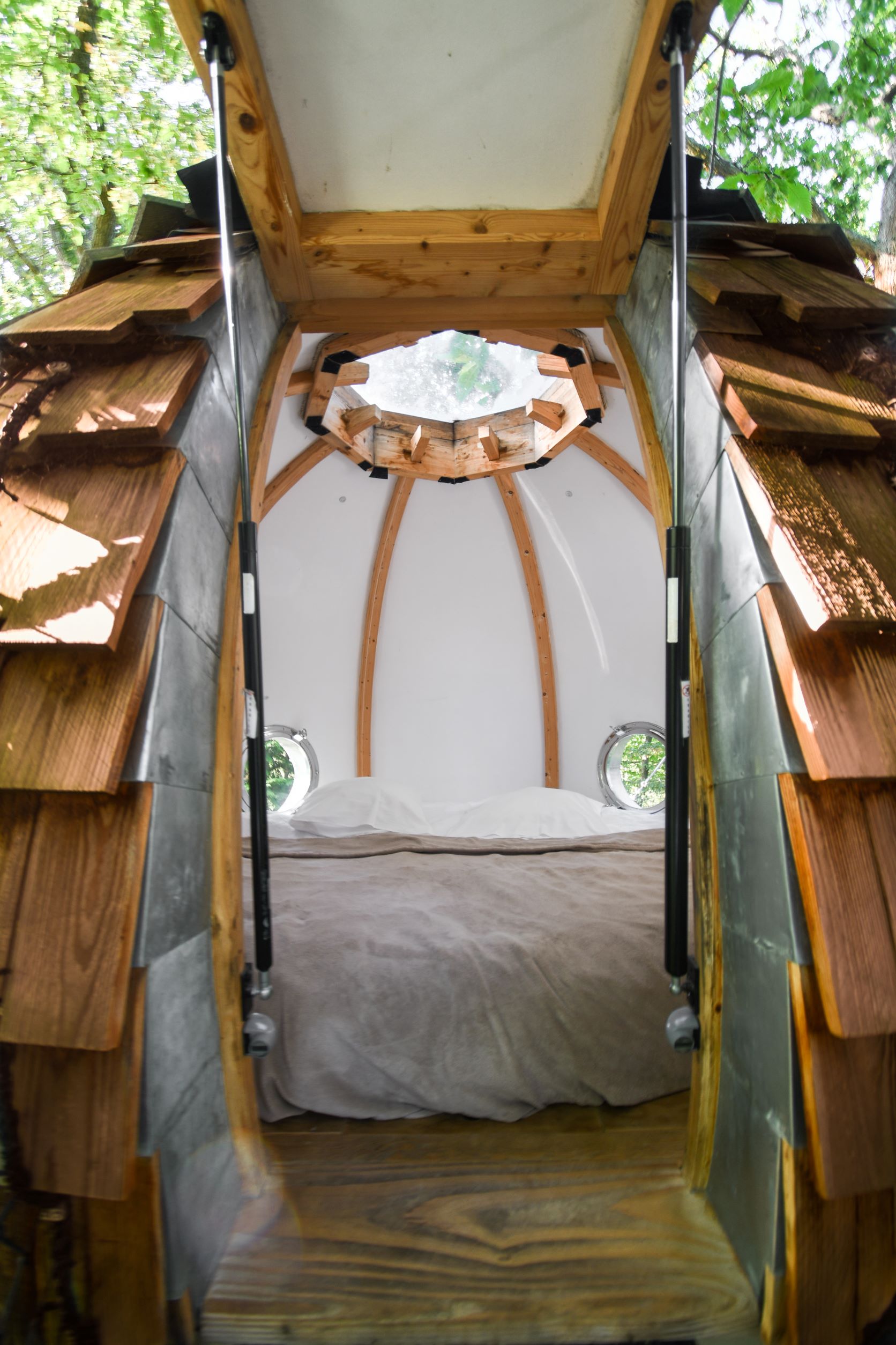 Cabane Spa Cocoon Plume : une évasion sensorielle en Picardie à Rosoy-En-Multien — environnement naturel