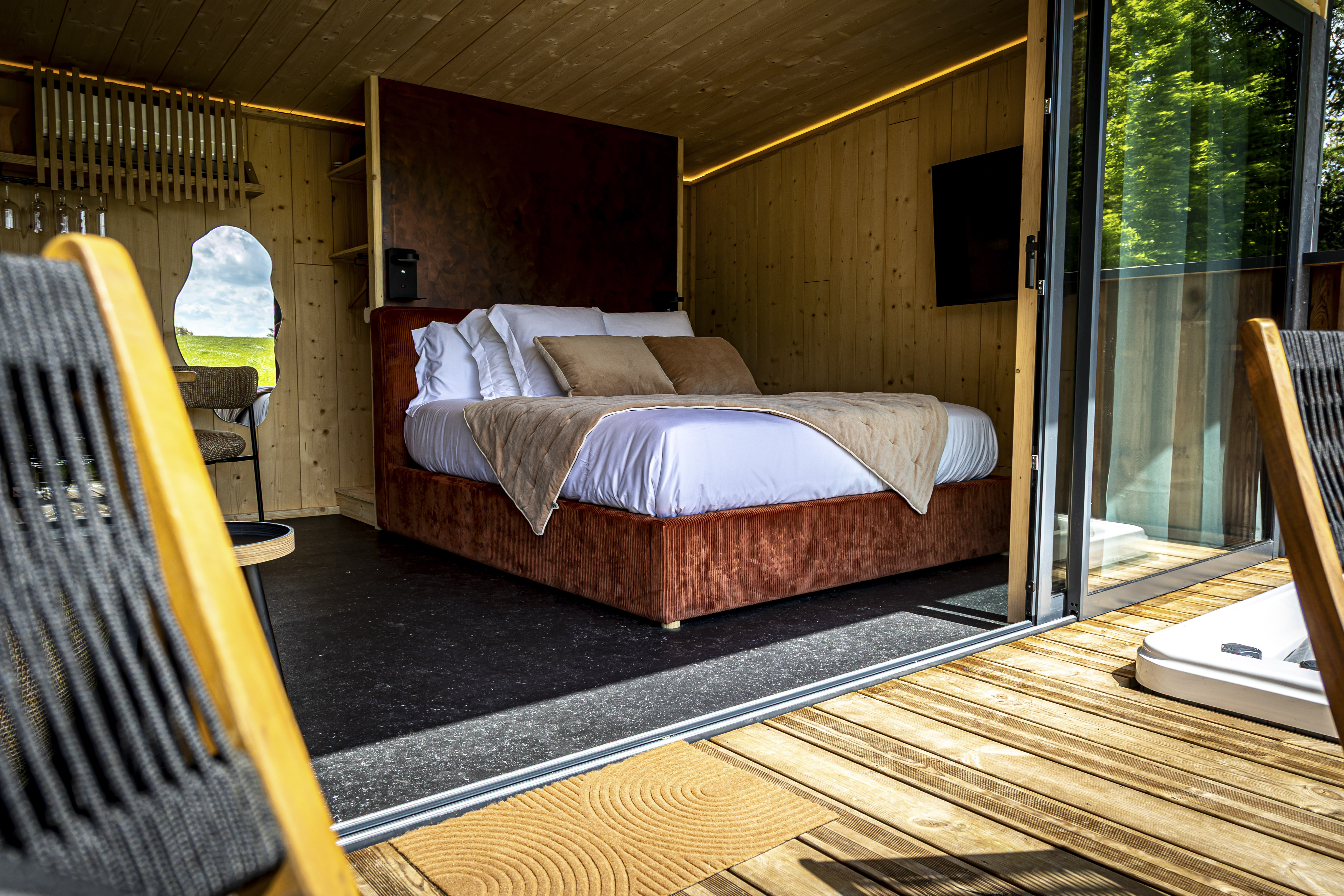 Pépites Lodges et Spas Lodge 1 Pétillant — Ecolodge avec spa à Montluçon à Montluçon — détail architectural