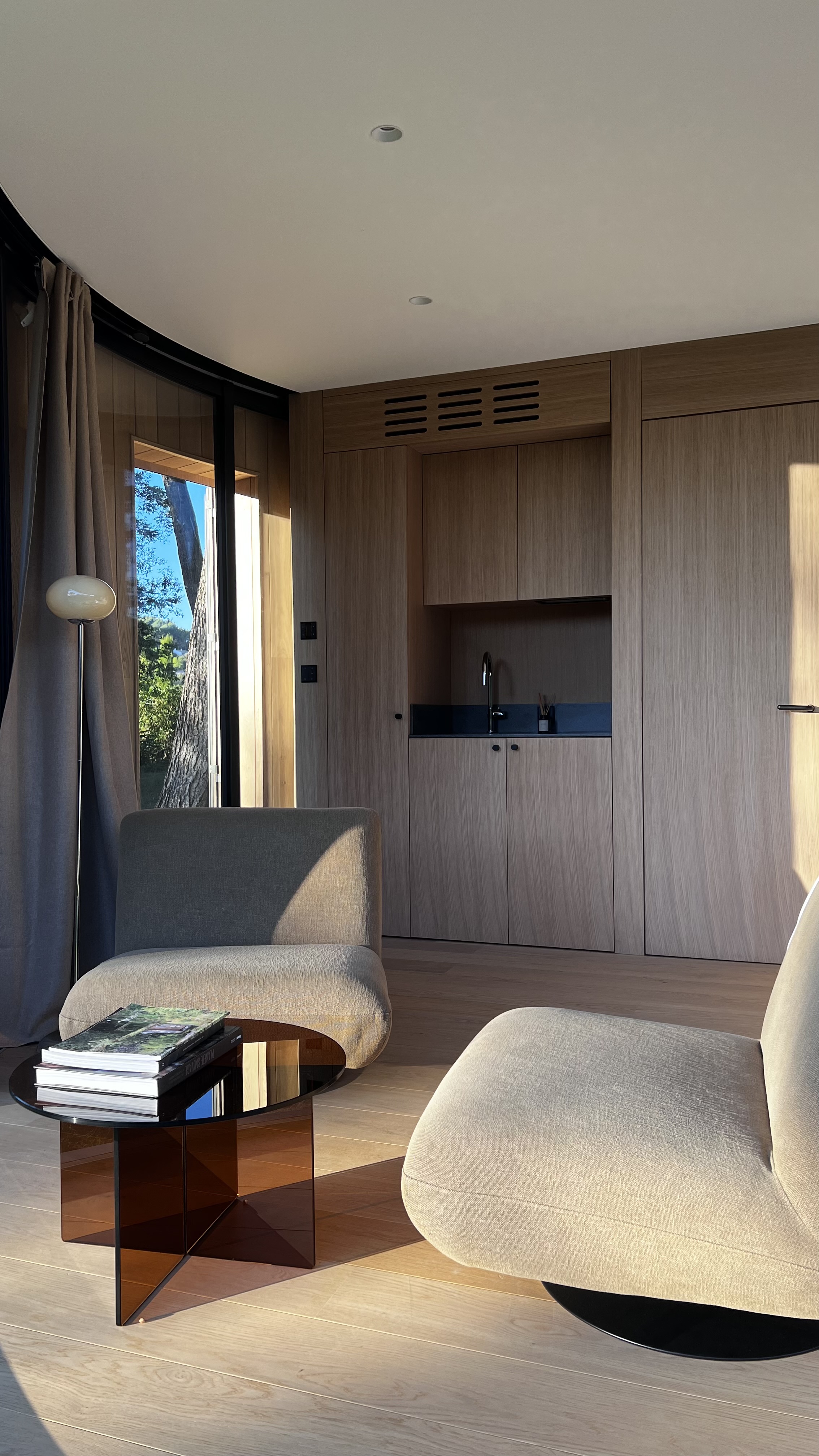 Lumi-pod du Haras de Castellane — Cabane design avec vue panoramique à Vaucluse à Fontaine-de-Vaucluse — chambre