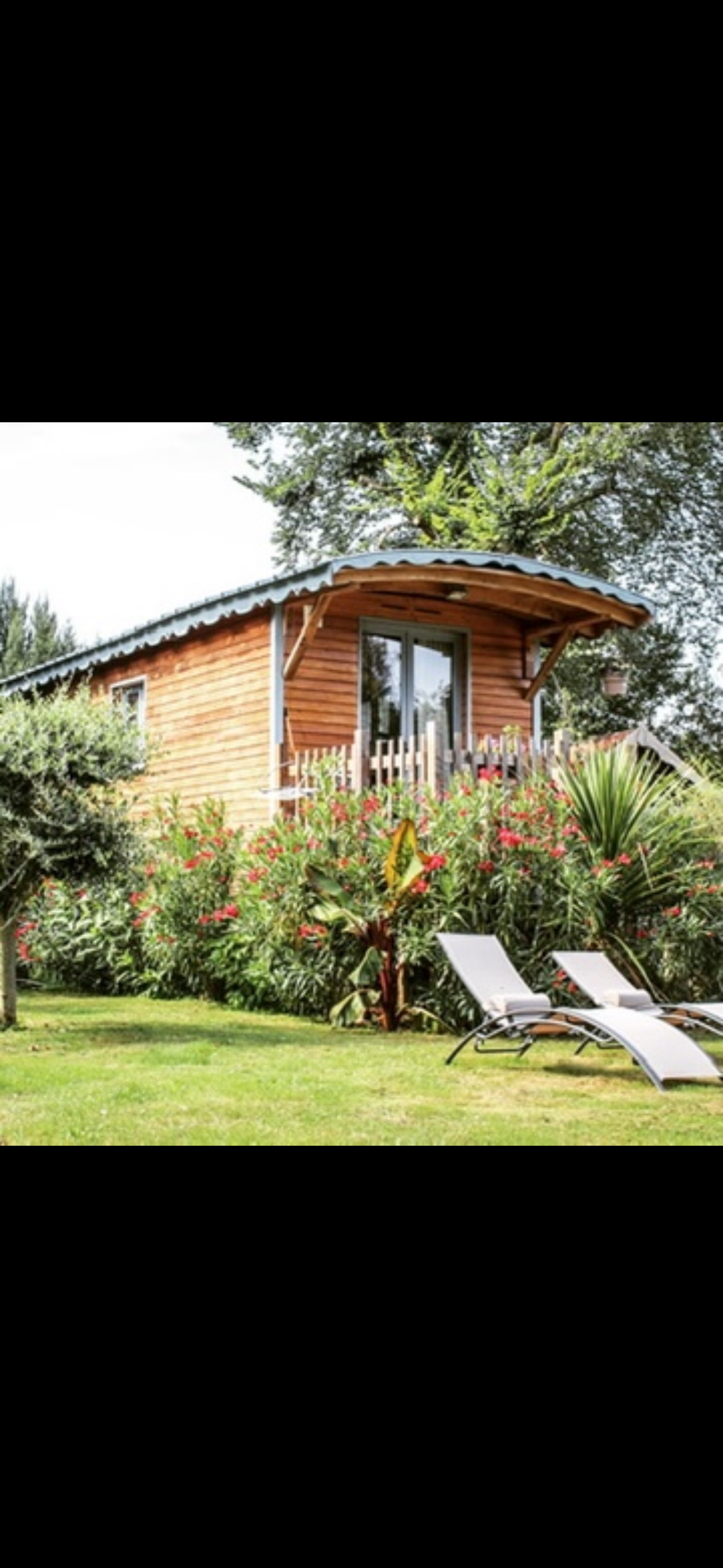 La Roulotte de l'écluse de Négra — Roulotte avec spa à Haute-Garonne