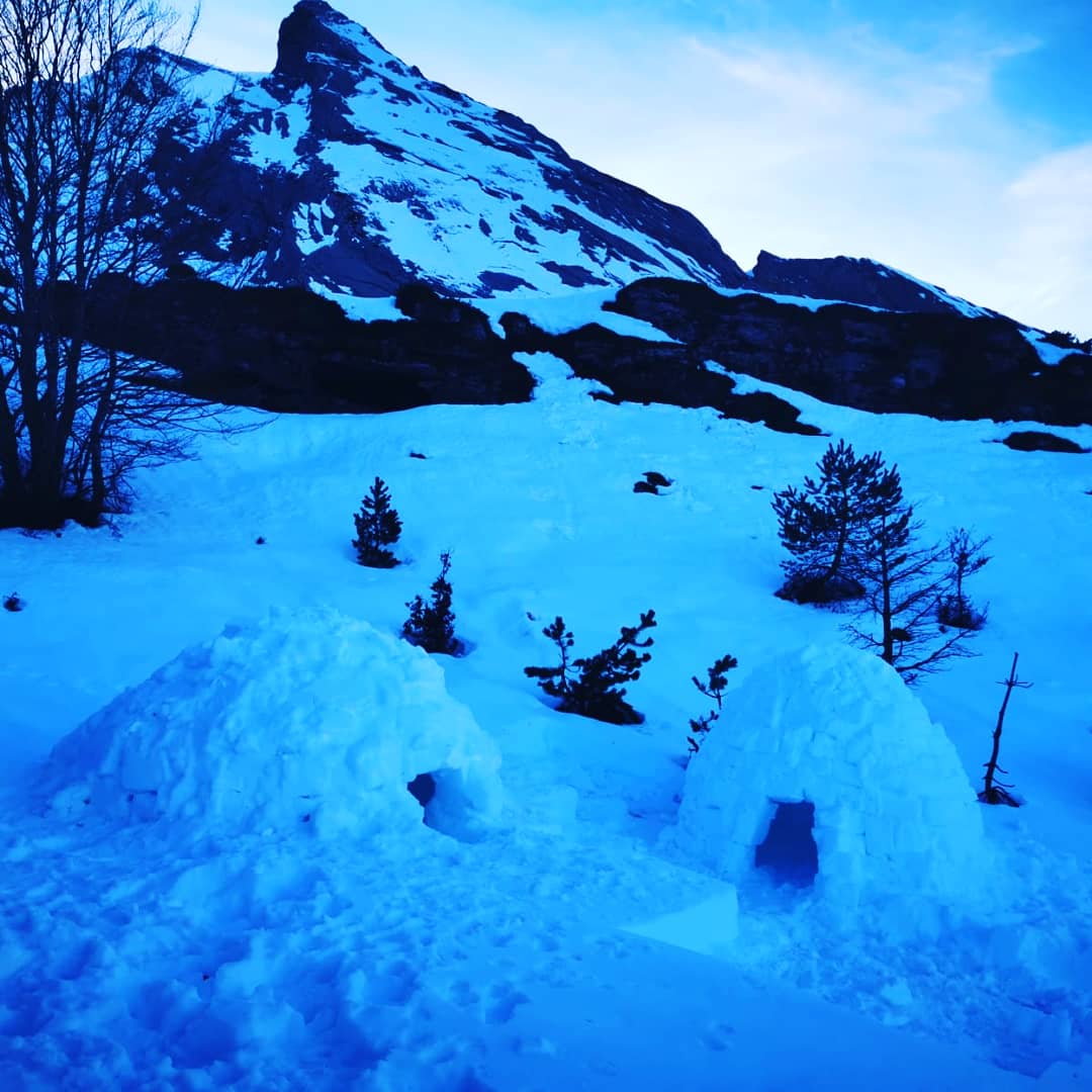 Igloo en formule tout inclus : une expérience immersive en Aquitaine à Gourette — salle de bain