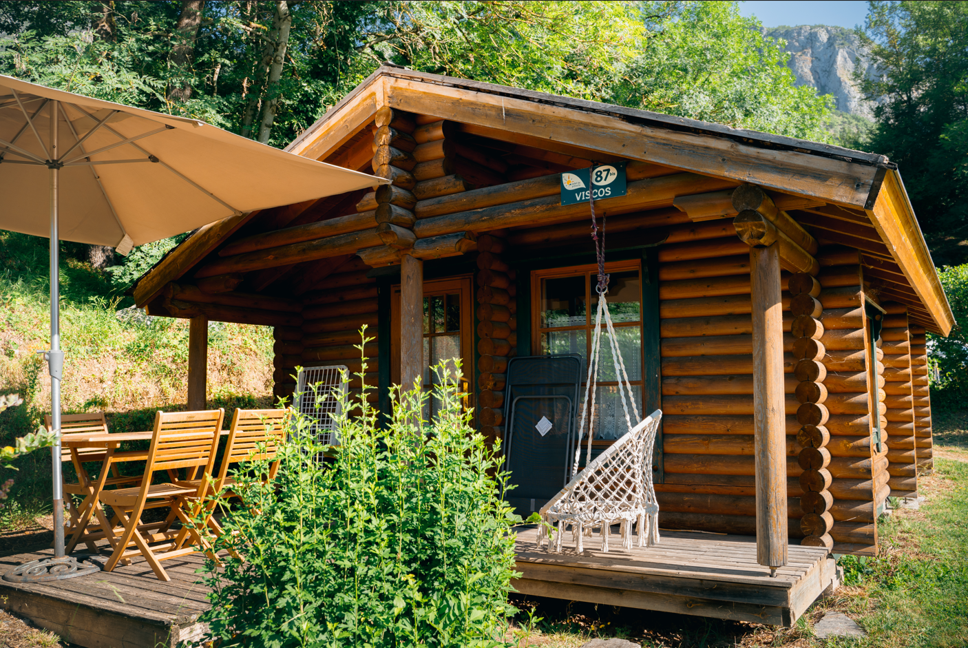 Chalet zen : une évasion au cœur des Midi-Pyrénées — Chalet à Agos-Vidalos