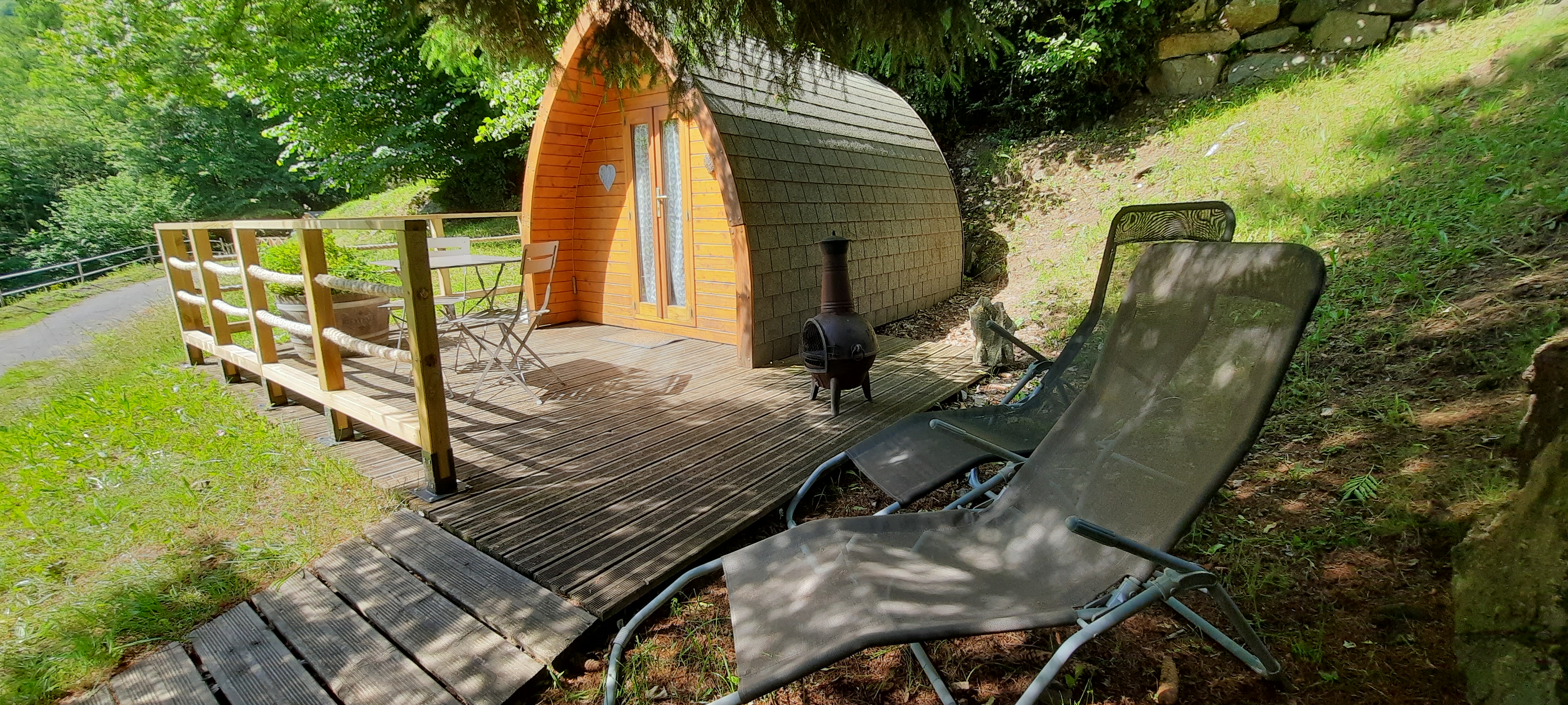 Cabane Martagon : un pod enchanteur en pleine nature