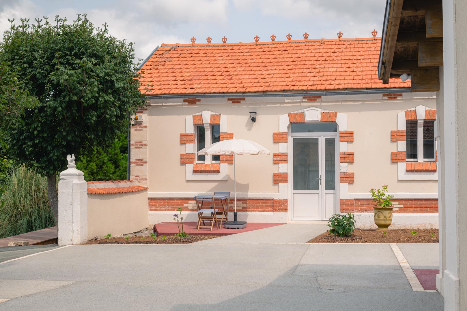 La Boucholeuse — Chambre d'hôtes avec spa à Charron (Charente-Maritime) à La Rochelle — vue depuis la terrasse