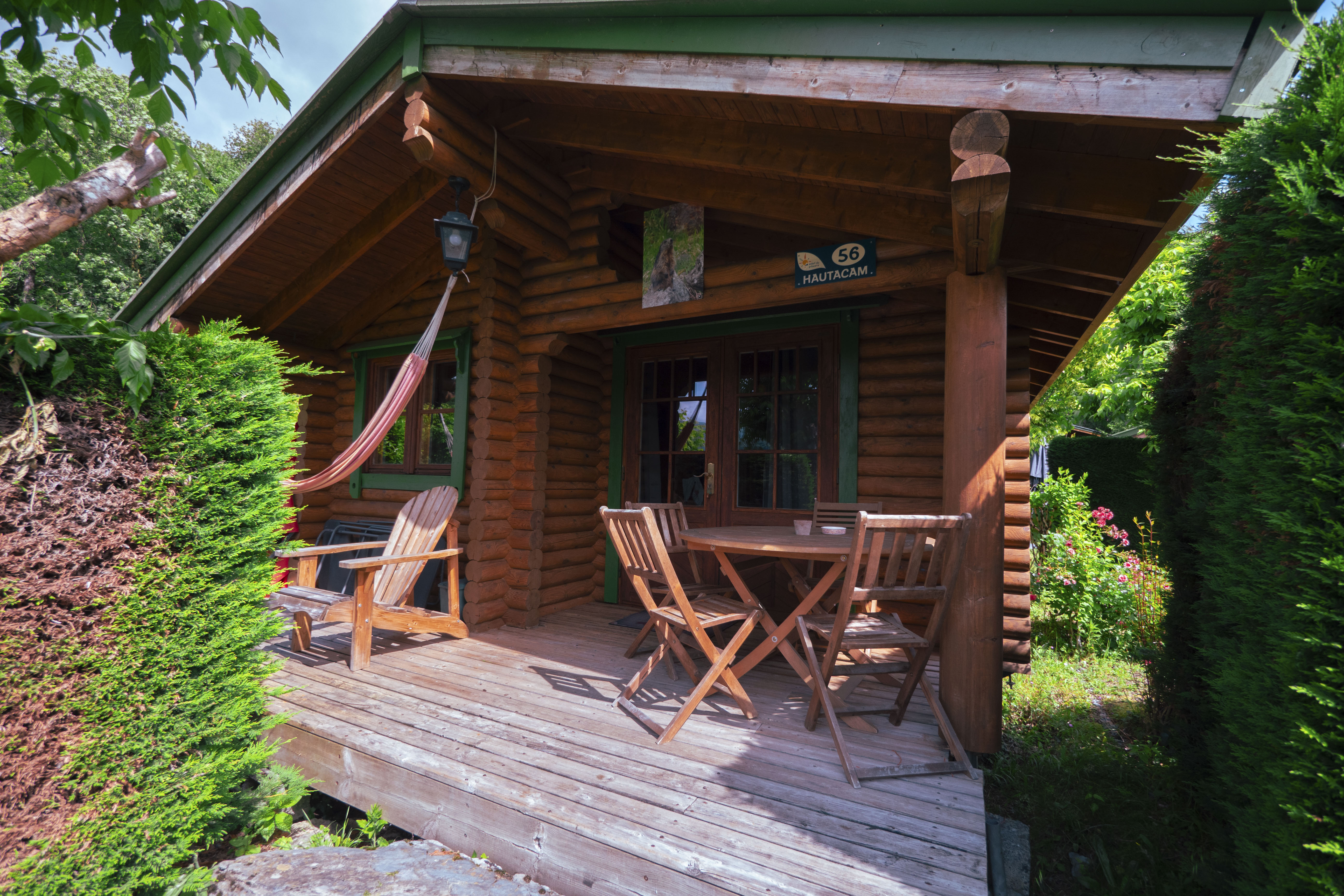 Le chalet du montagnard : une évasion en pleine nature à Agos-Vidalos — vue intérieure
