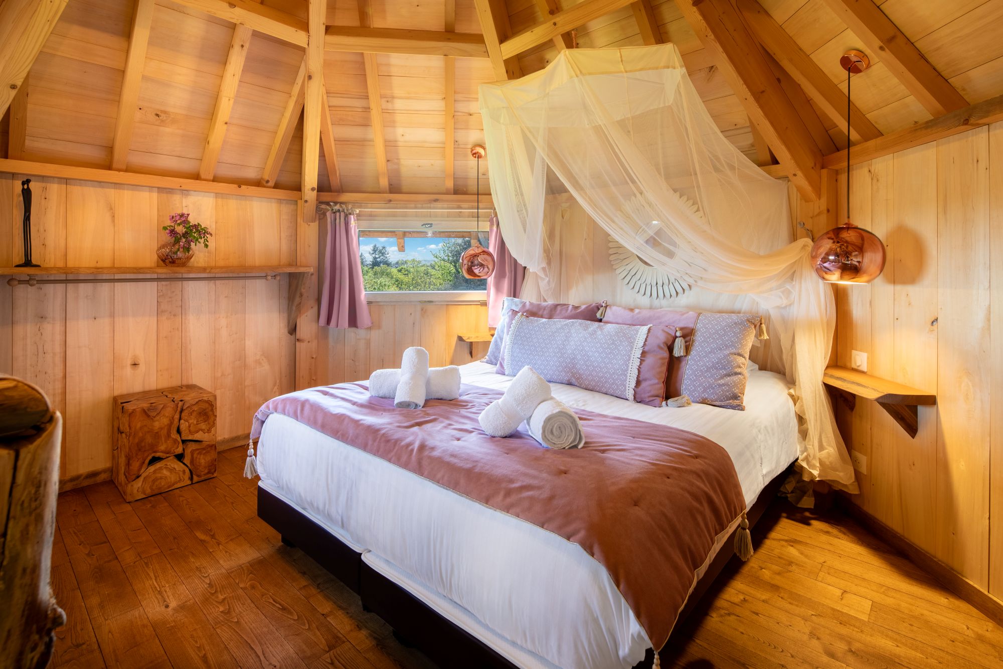 Cabane Spa Mayreau : une expérience unique en Aquitaine à Carsac-Aillac — chambre