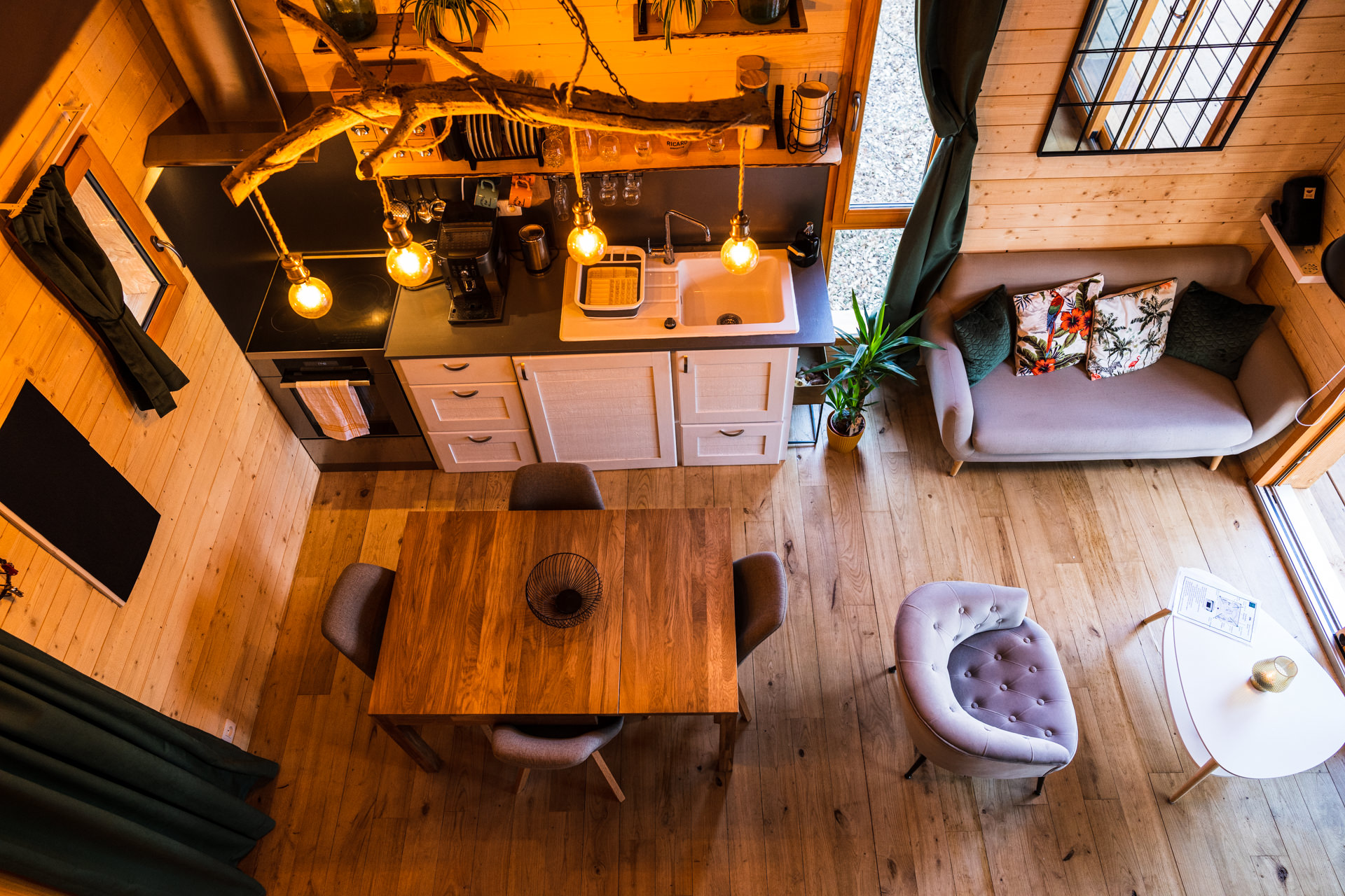 Cabane Petit Bois : une expérience immersive en pleine nature à Boismorand — salle de bain