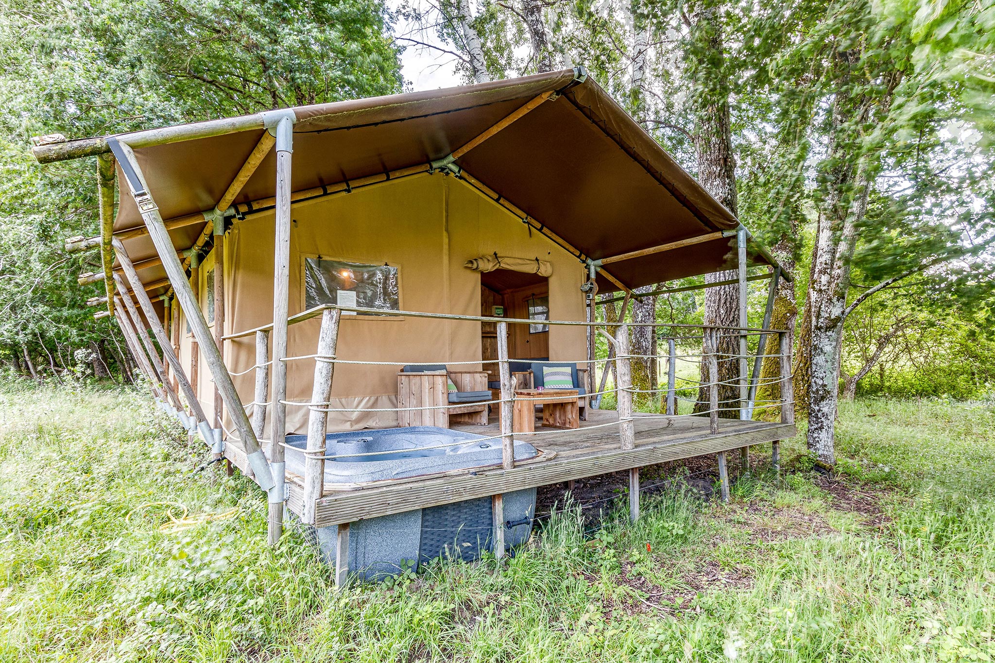 Lodge Spa du Ruisseau : une expérience immersive en pleine nature — Lodge à Descartes