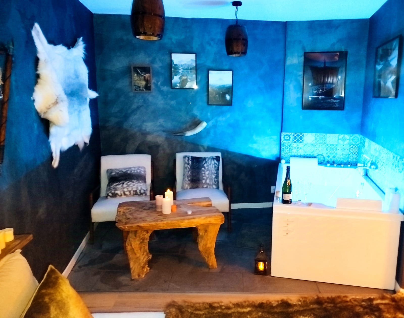 Évasion Scandinave Romantique — Maison insolite avec Spa XXL à Amiens à Amiens — chambre