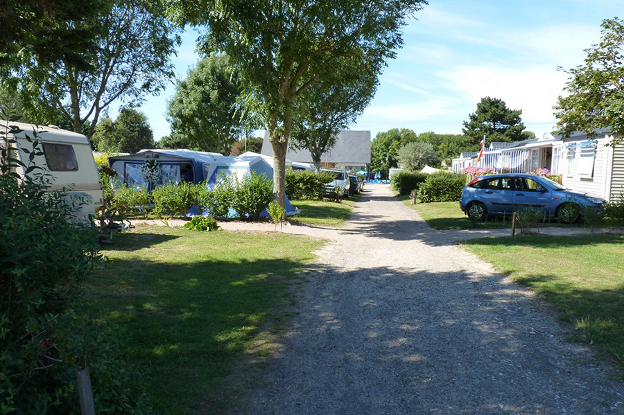Évasion en tente lodge au cœur de la Haute-Normandie à Veules Les Roses — salle de bain