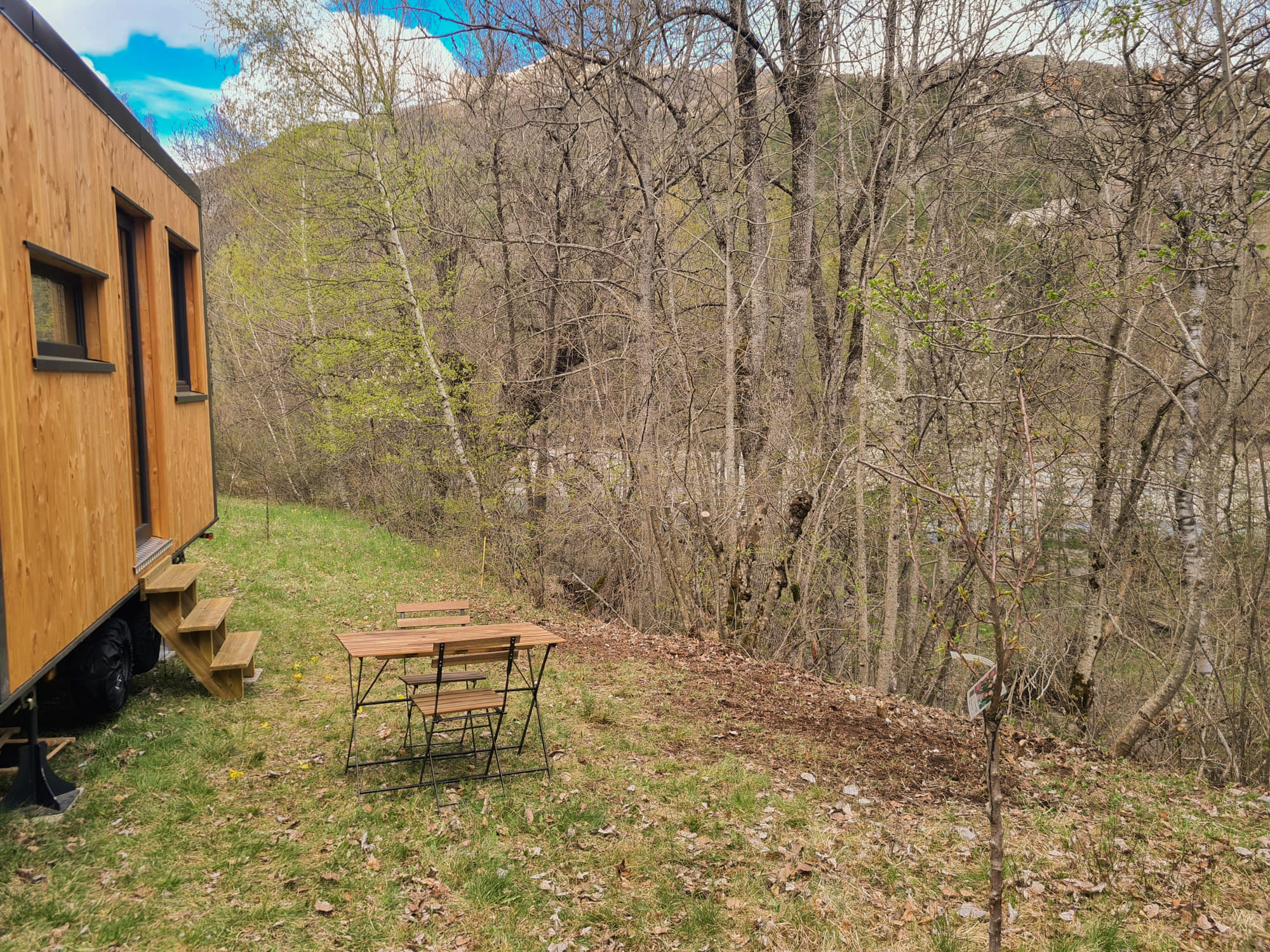 Guettée des Alpes — Tiny House avec spa à Allos (Alpes-de-Haute-Provence) à Allos — vue intérieure