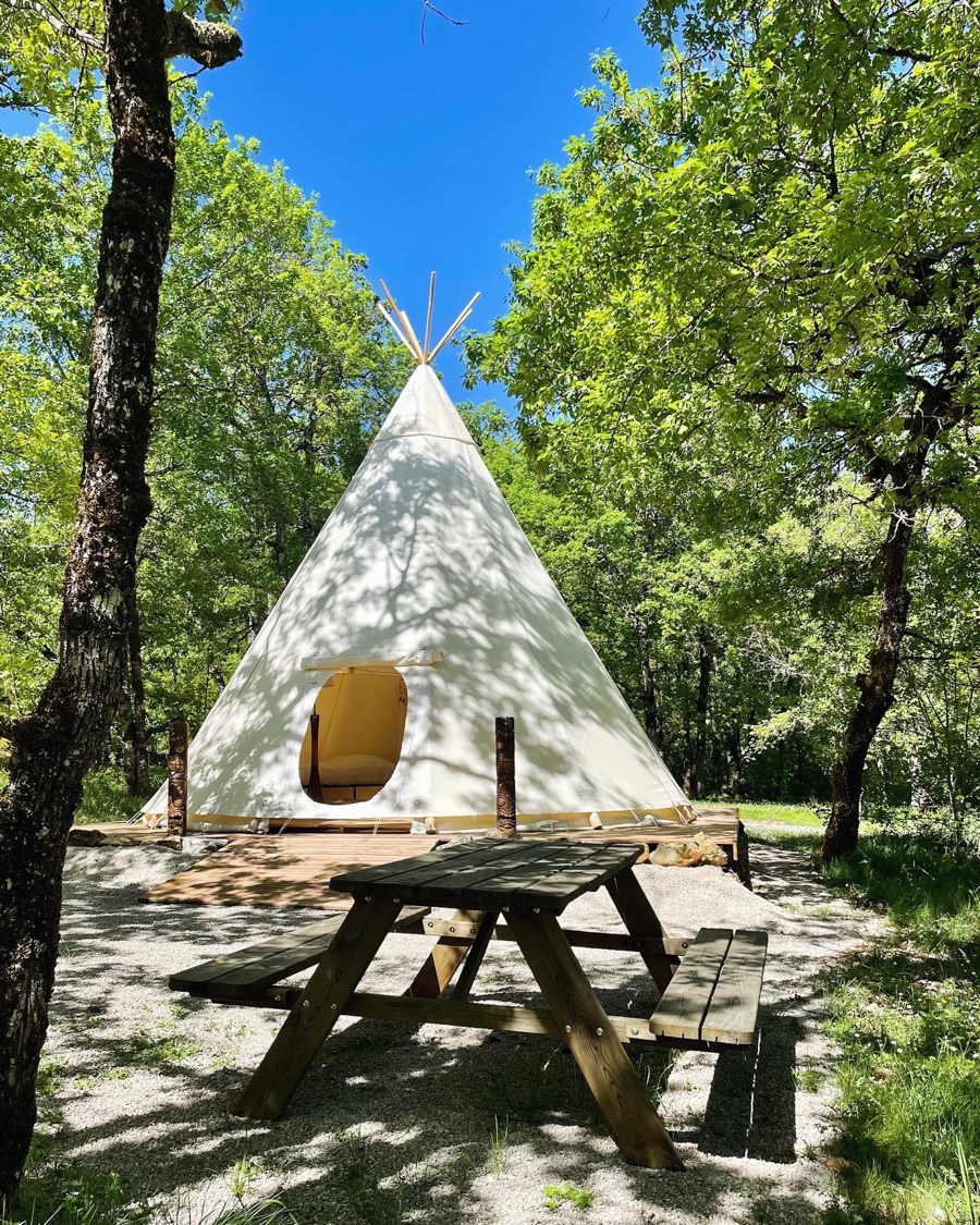 Dodo Tipi : une immersion au cœur de la nature — Tipi à Septfonds