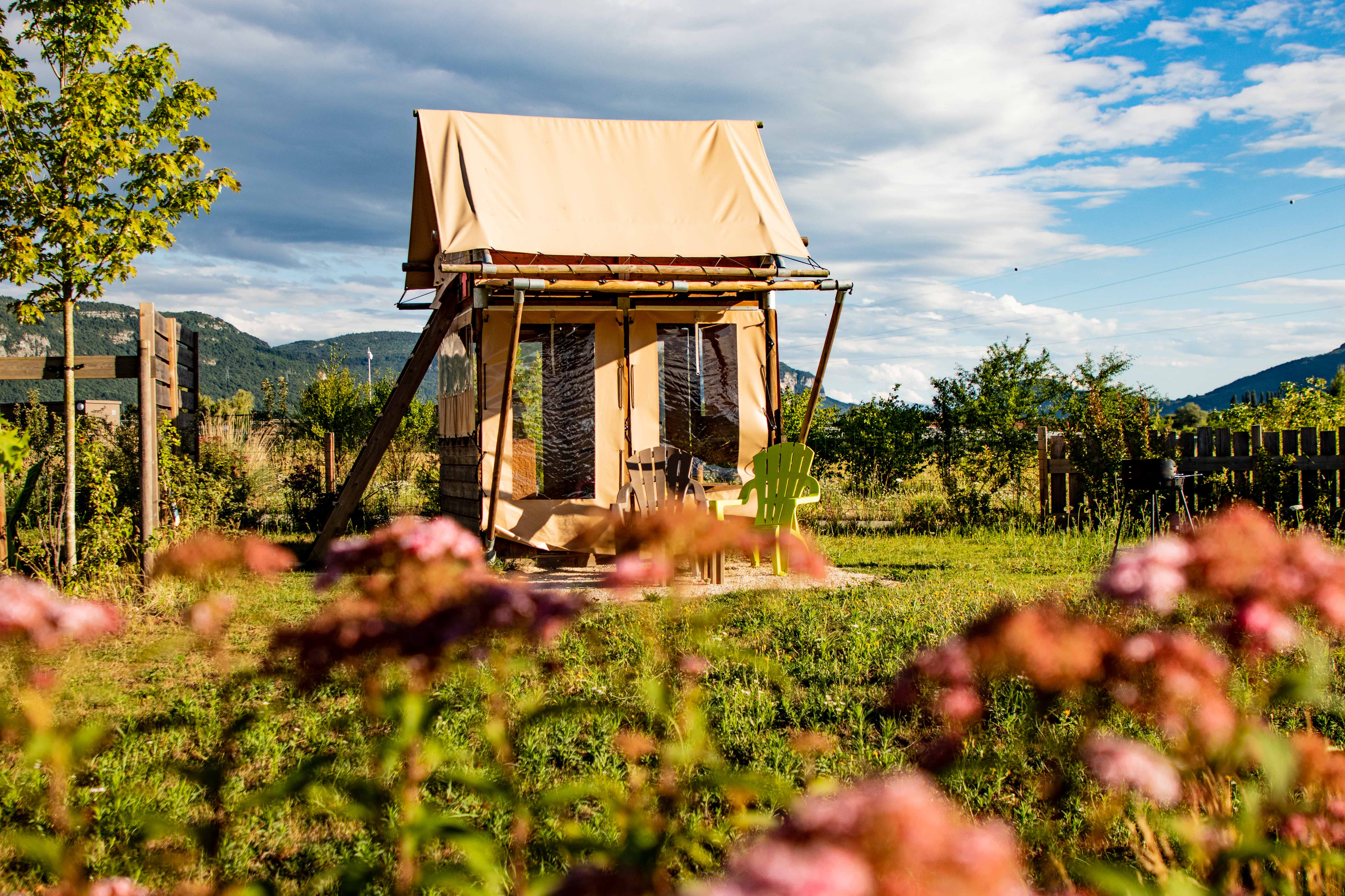 Tente-Lodge Via Rhôna : une immersion au cœur de la nature