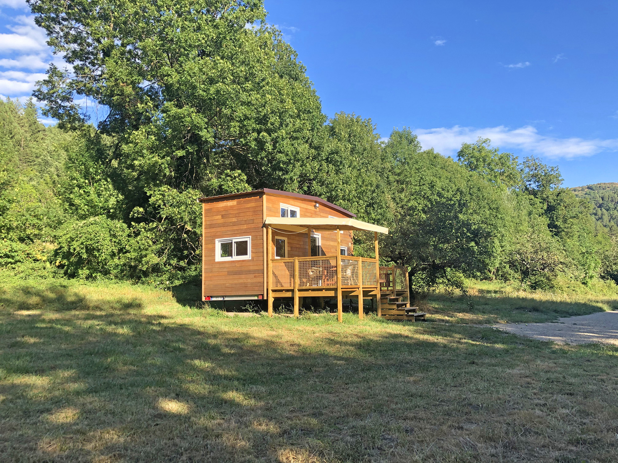 Tiny house Ecureuil — Séjour nature avec spa à Gard à Saint-Jean-du-Gard — vue intérieure