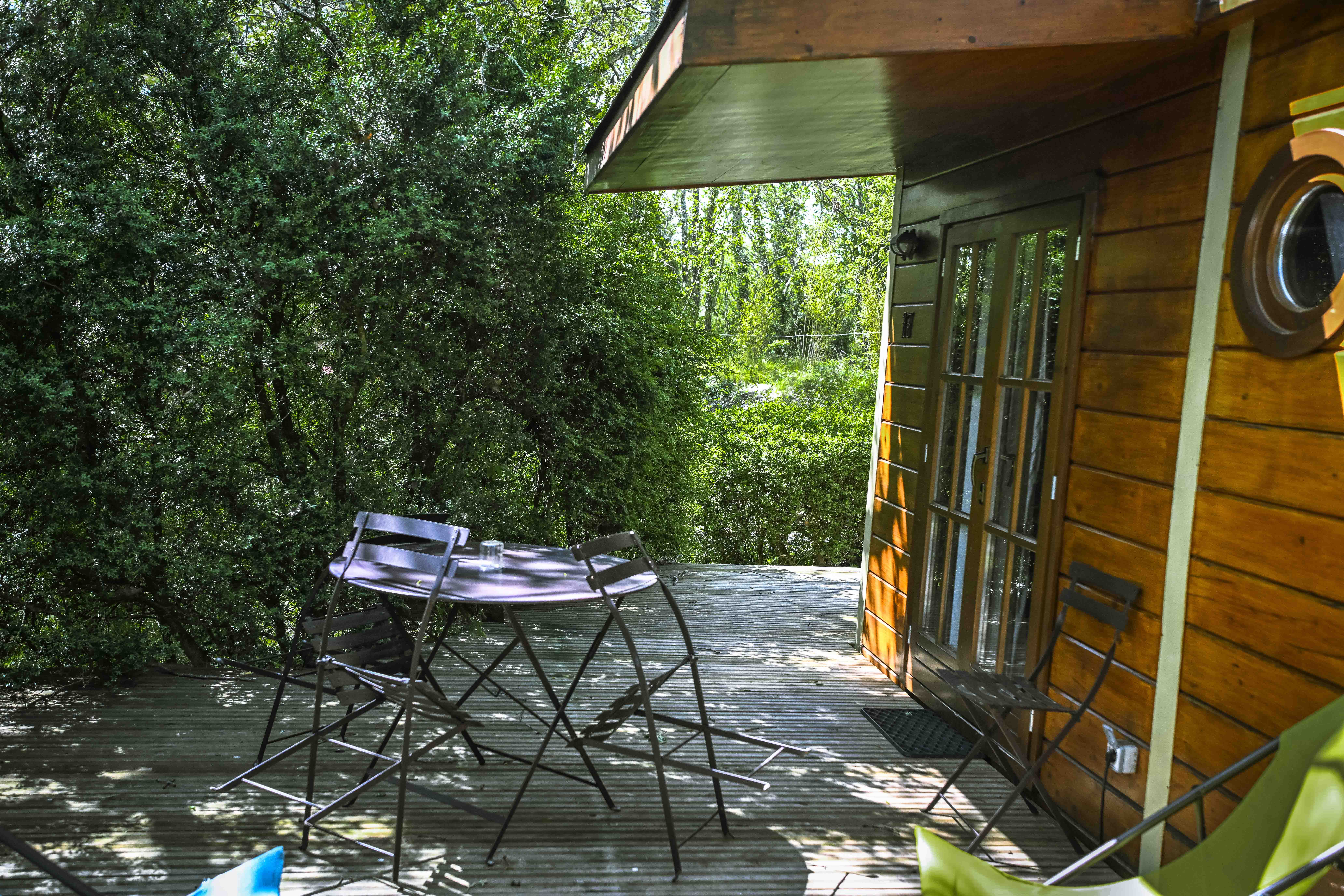 Cabane de Sam & Spa : une évasion sensorielle en Rhône-Alpes à Vogüé — salle de bain
