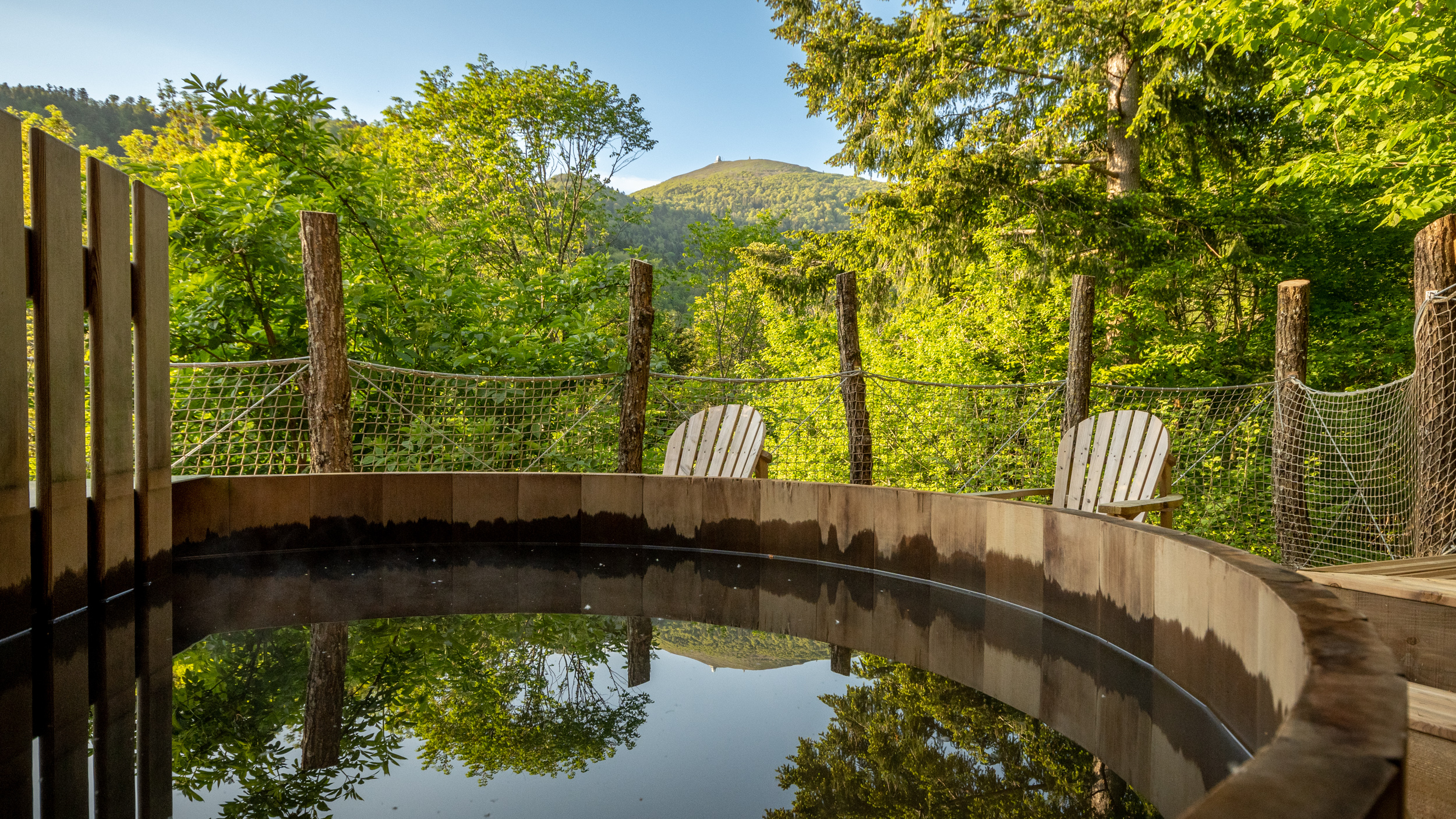 La Cabane Spa Arctique : une évasion perchée en Alsace à Goldbach-Altenbach — environnement naturel