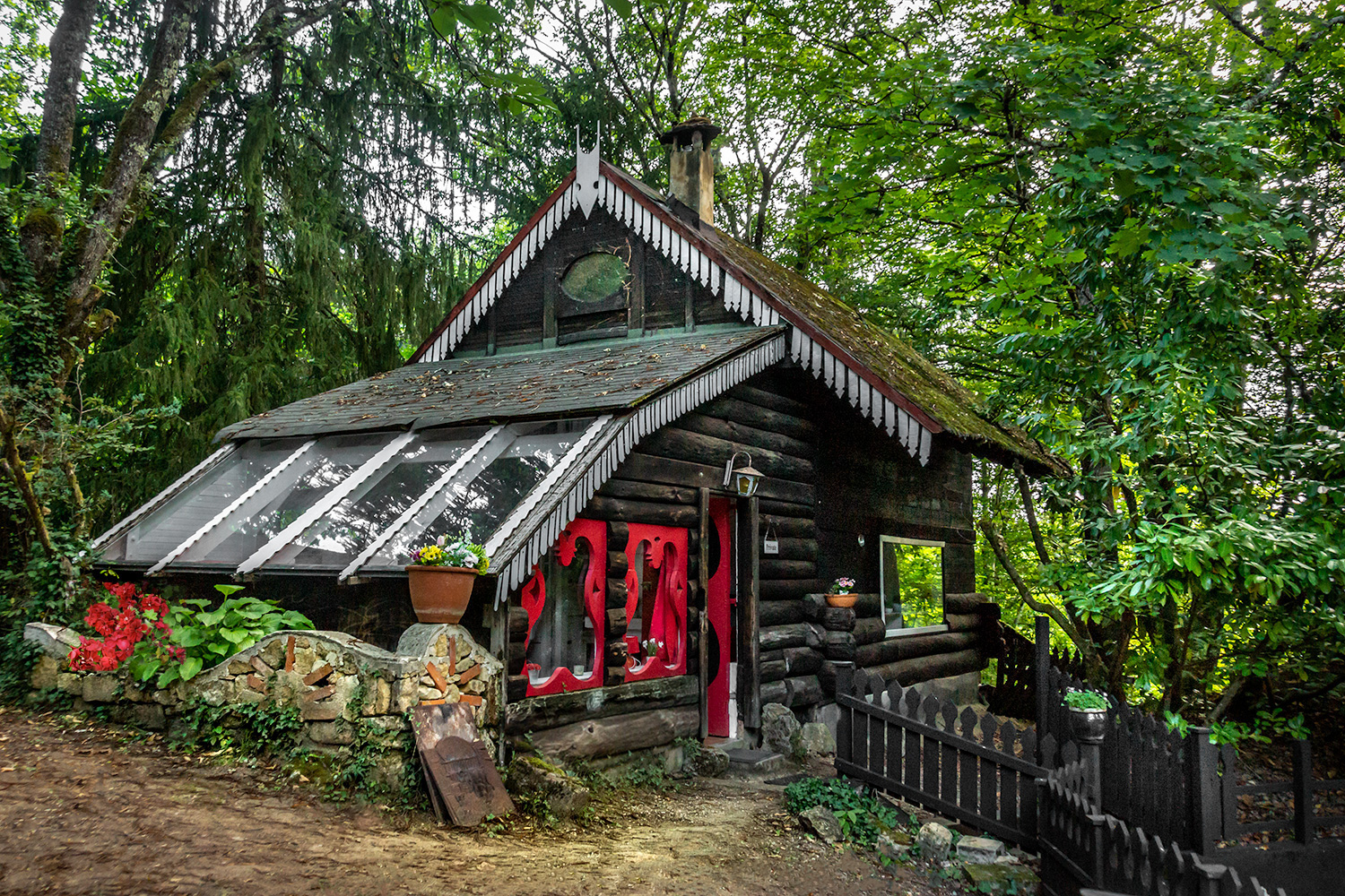 Chalet duplex dans un village d'art singulier en Aquitaine