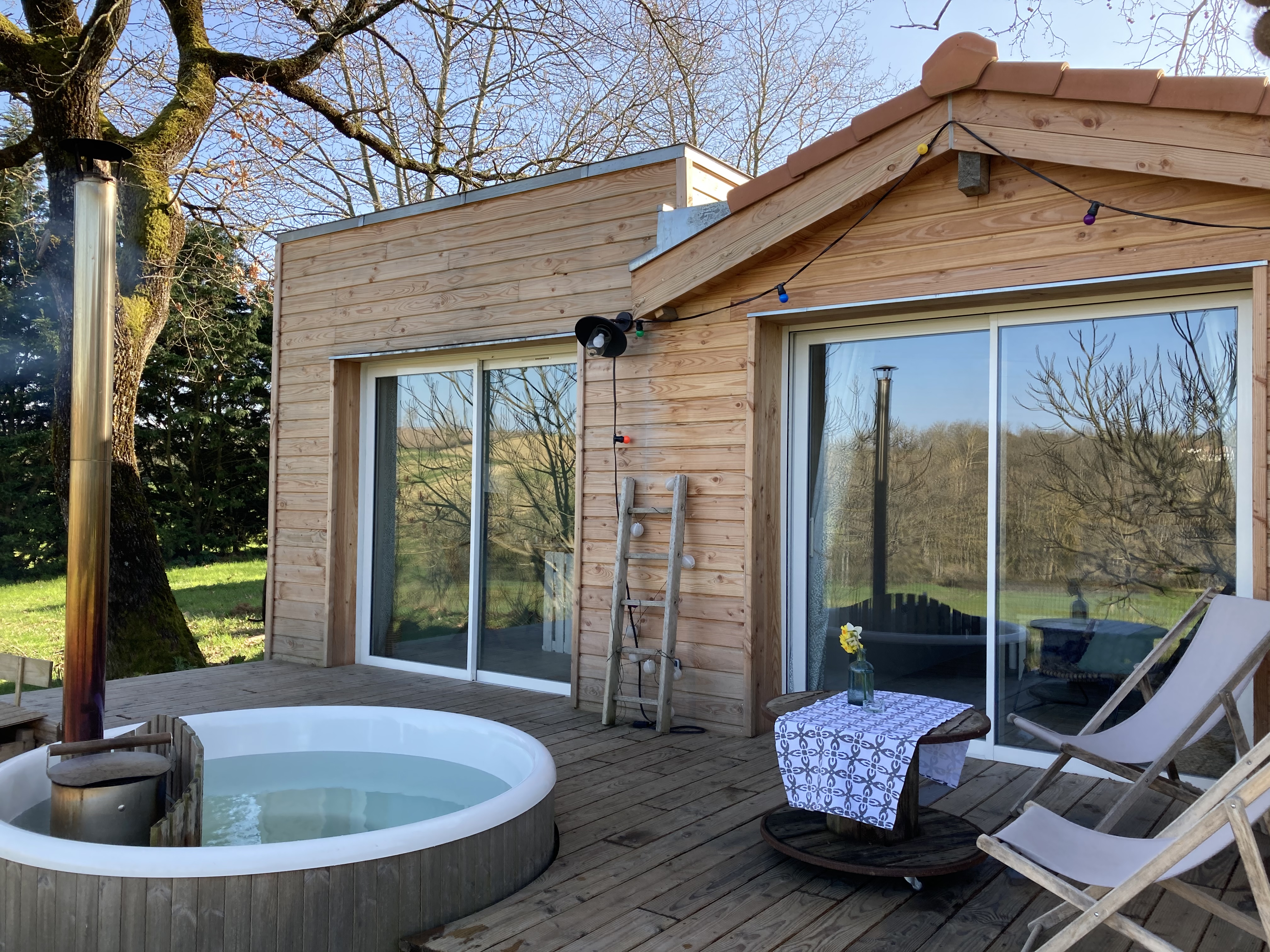 La Petite Cabane & Spa — Cabane avec bain nordique à Haute-Garonne