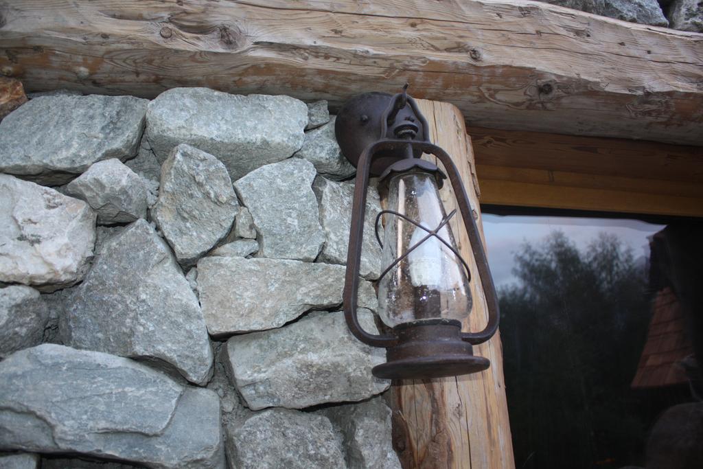 La Mine des Cristalliers — Chambre à thème avec spa à Savoie à Chambéry — espace de vie