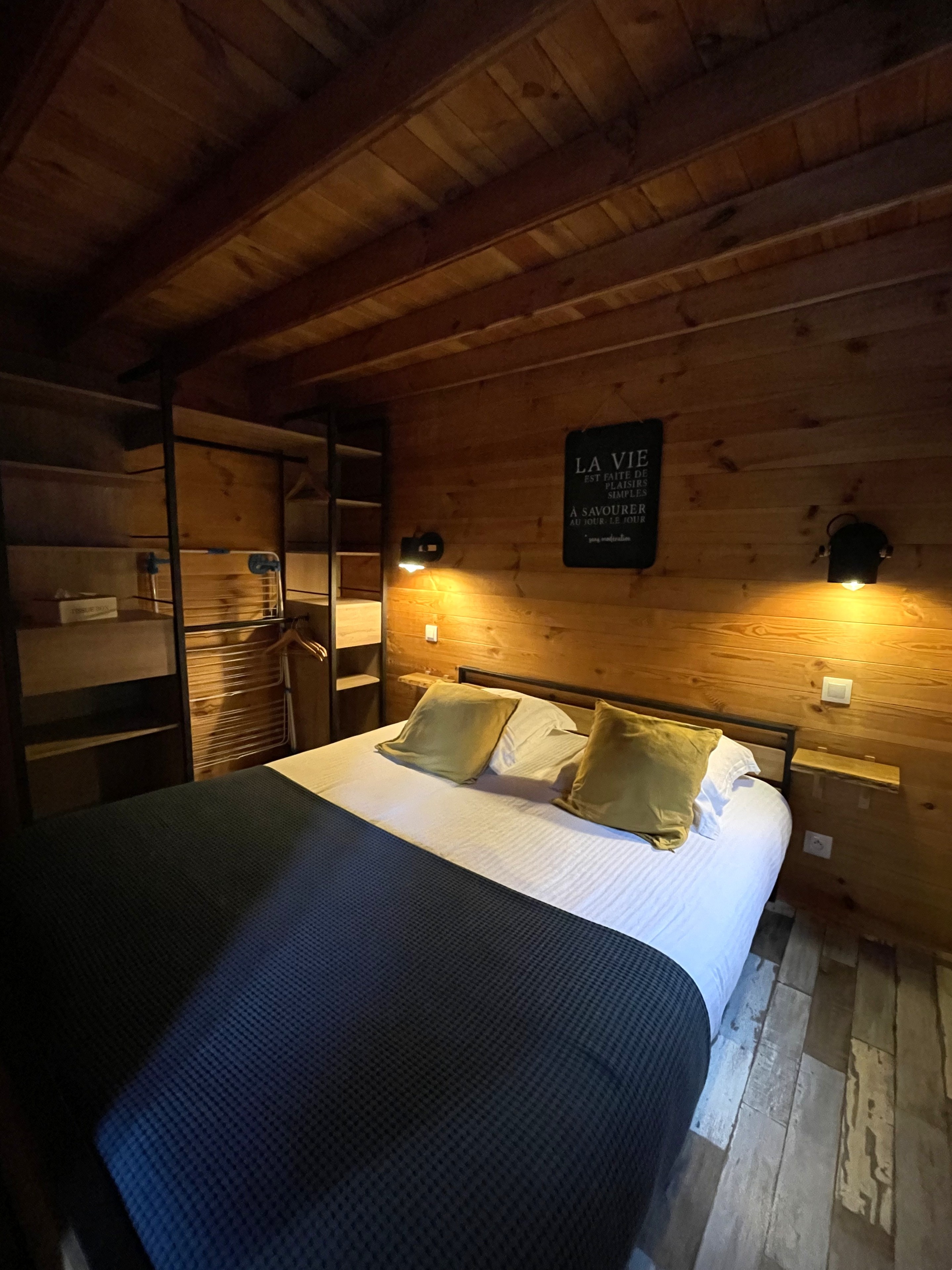 Le Cottage avec spa PRIVATIF n°3 — Chalet avec spa à Côtes-d'Armor à Ploufragan — chambre