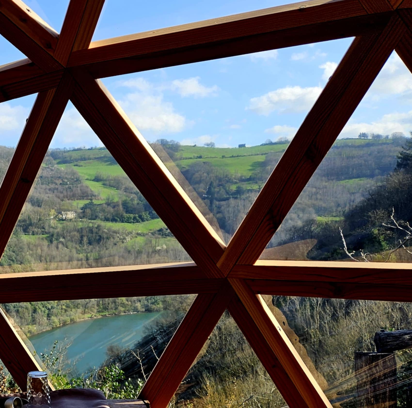 Dôme Sweet Dream & Spa — Évasion avec vue rivière à Aveyron à Soulié du Tarn — environnement naturel