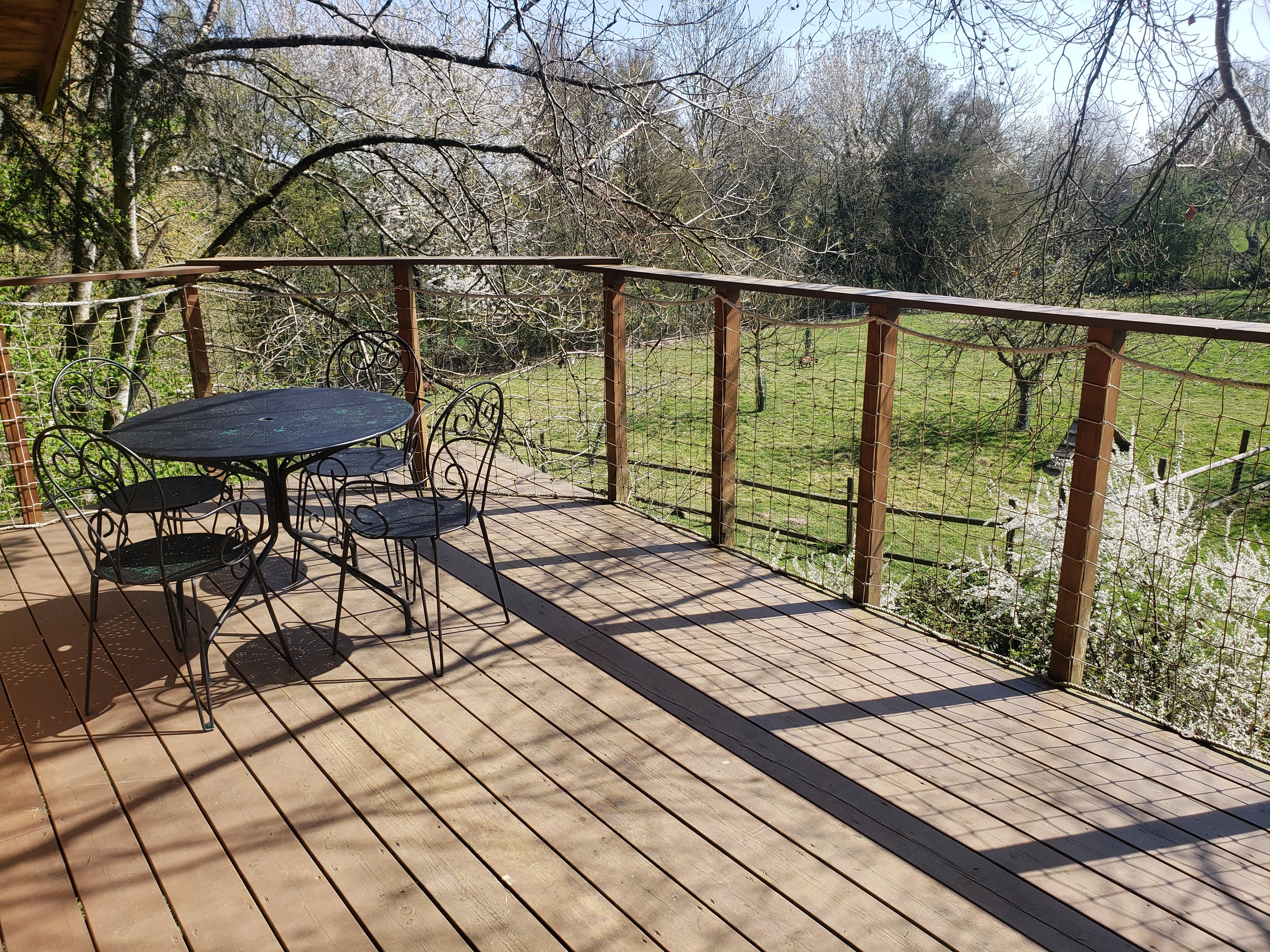 Cabane du domaine du Valdorgère — Nuit perchée à 5m en Eure à Graveron-Sémerville — vue depuis la terrasse