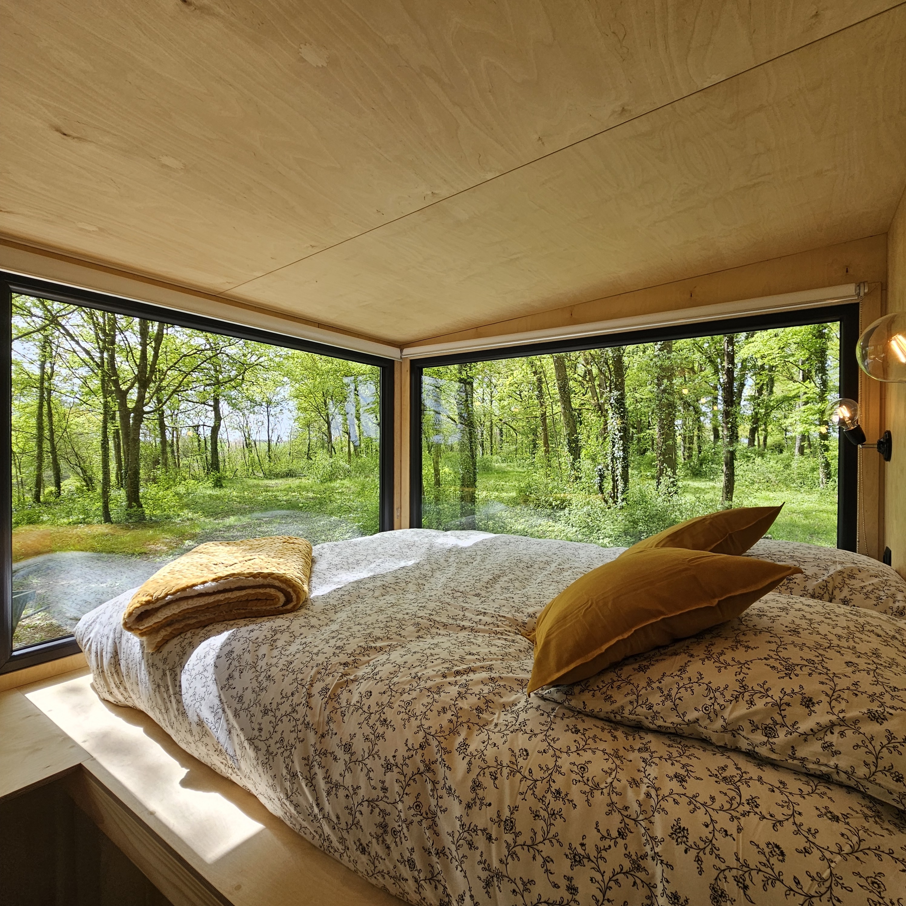 Tiny House La Clairière : une évasion moderne en pleine nature à Sonchamp — salle de bain