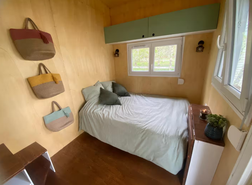 Tiny Lab — Tiny house bioclimatique avec spa à Peysoup (Gironde) à Peysoup — vue depuis la terrasse