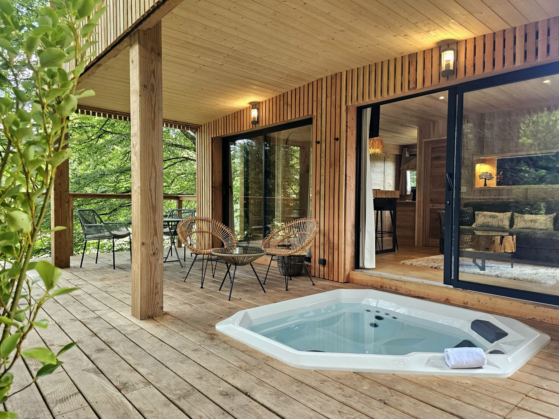 Le Scandilodge Dôme & Spa 2 — Cabane sur pilotis avec spa à Morbihan