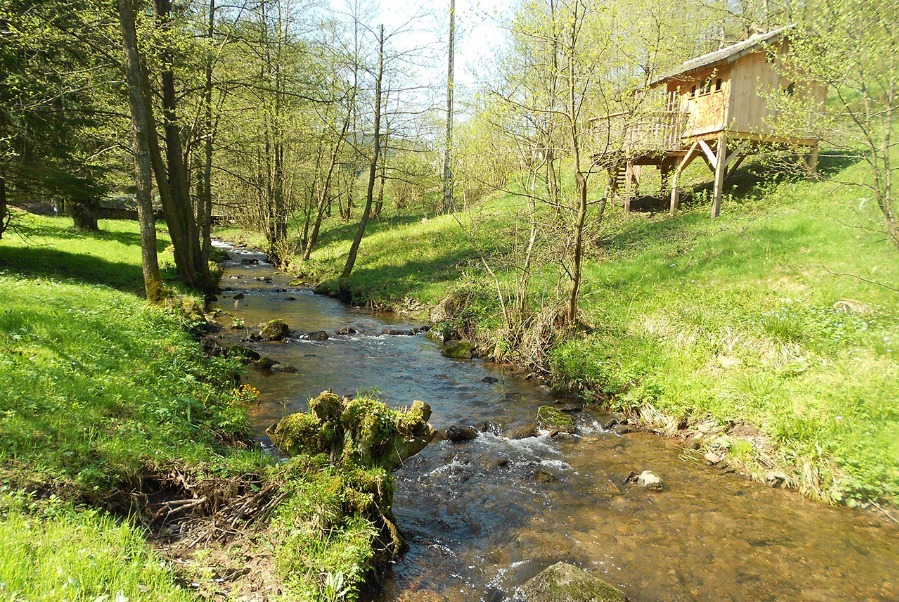 La cabane l'Ile aux Pêcheurs : une échappée en hauteur