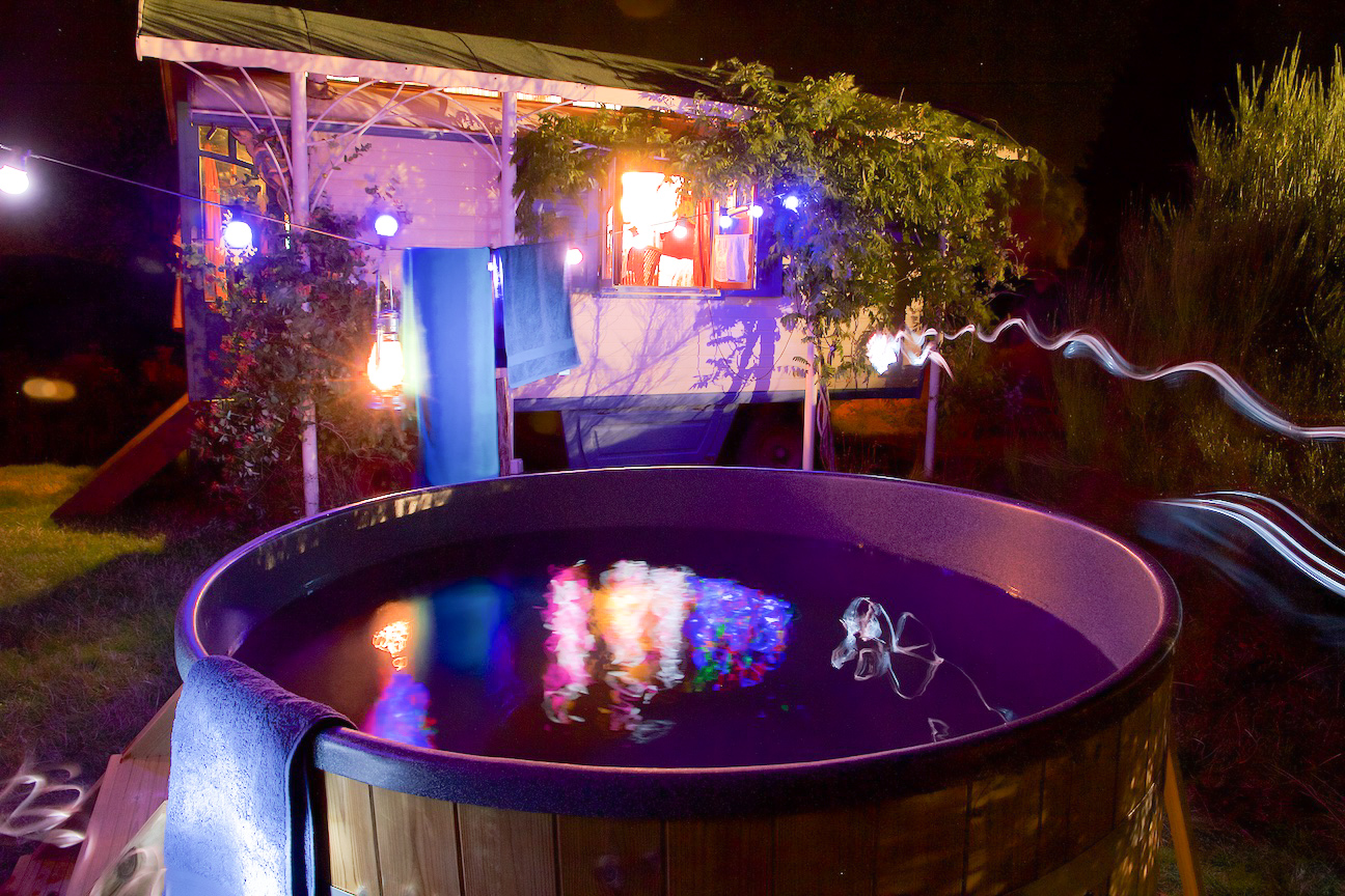 Roulotte Matisse & Spa : une évasion sensorielle en Auvergne à La Chabanne — espace de vie