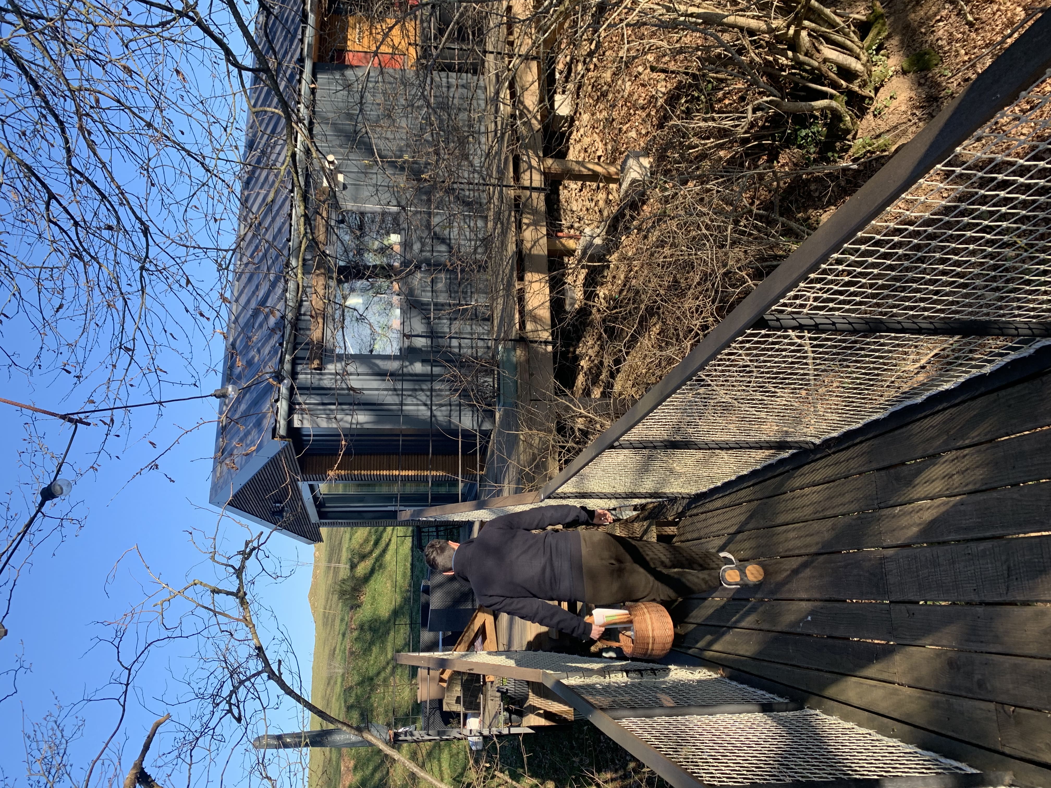 Tiny Z XXL & Spa : une évasion insolite en Bourgogne — Tiny House à Saint Germain Des Champs