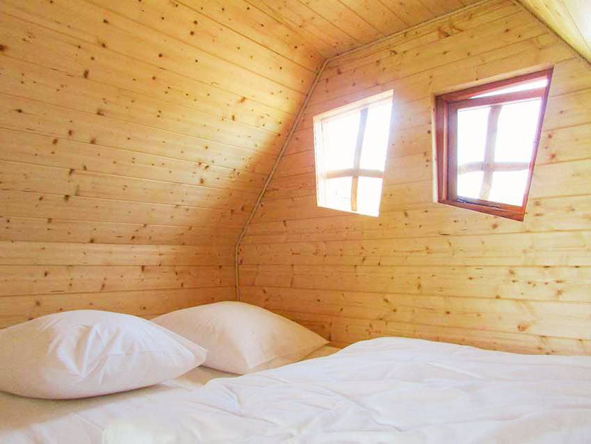La Cabane Magique : une expérience enchantée en Champagne-Ardenne à Bar Sur Aube — espace de vie