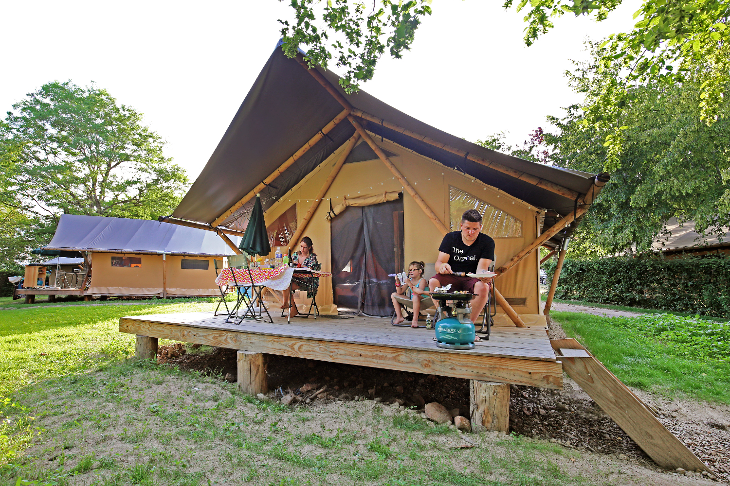 Tente Trappeur — Glamping avec spa à Cordes sur Ciel
