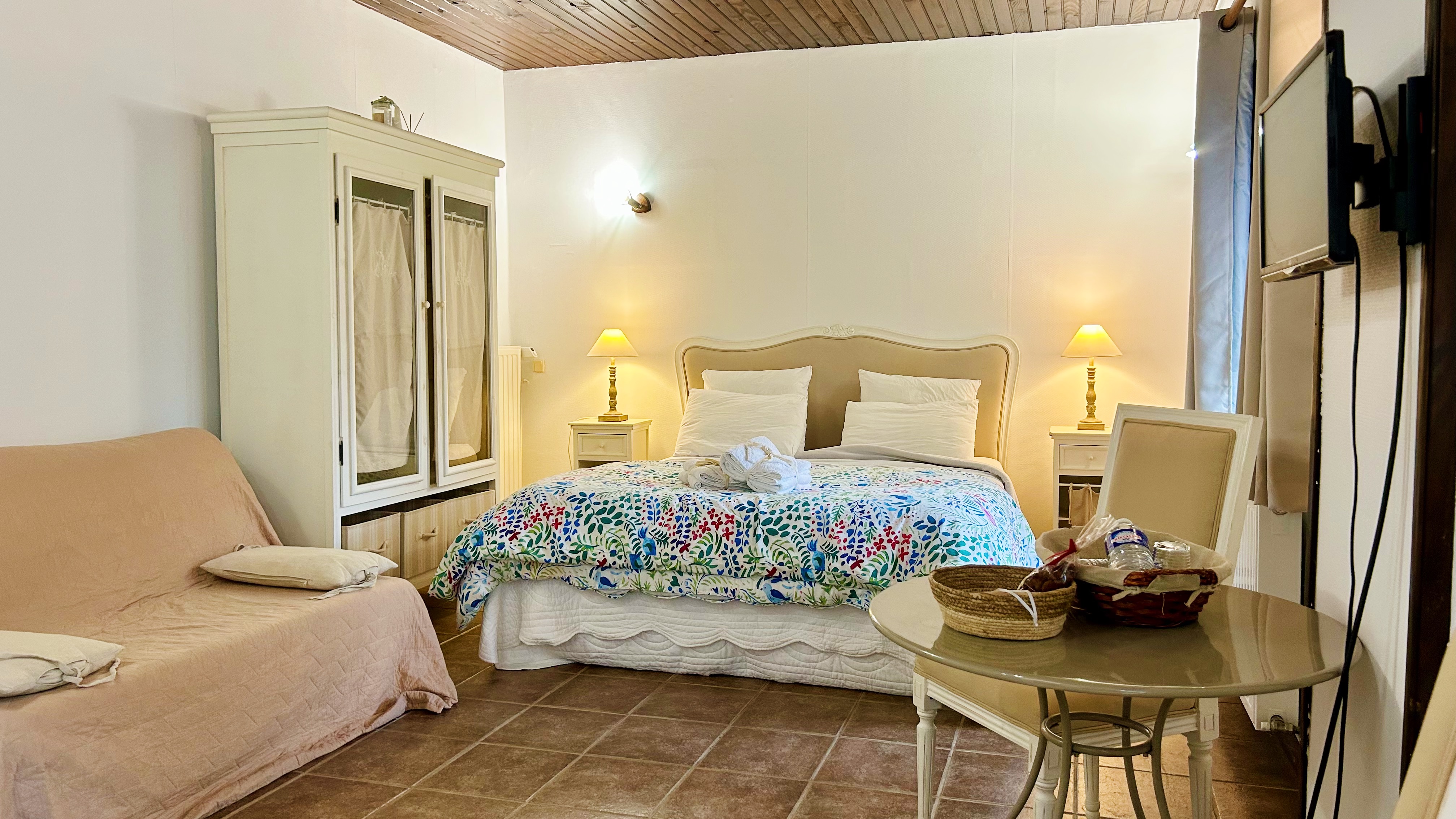 Studio Châtaigne — Maison insolite avec spa à Dordogne