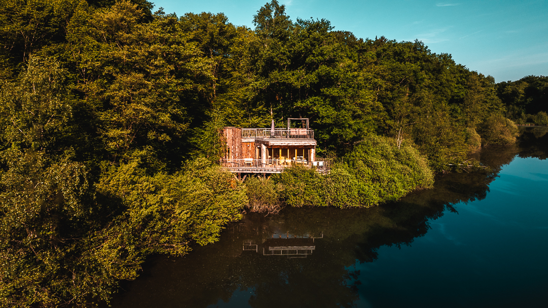 Cabane Spa Céleste : une évasion perchée en Franche-Comté à Joncherey — vue intérieure