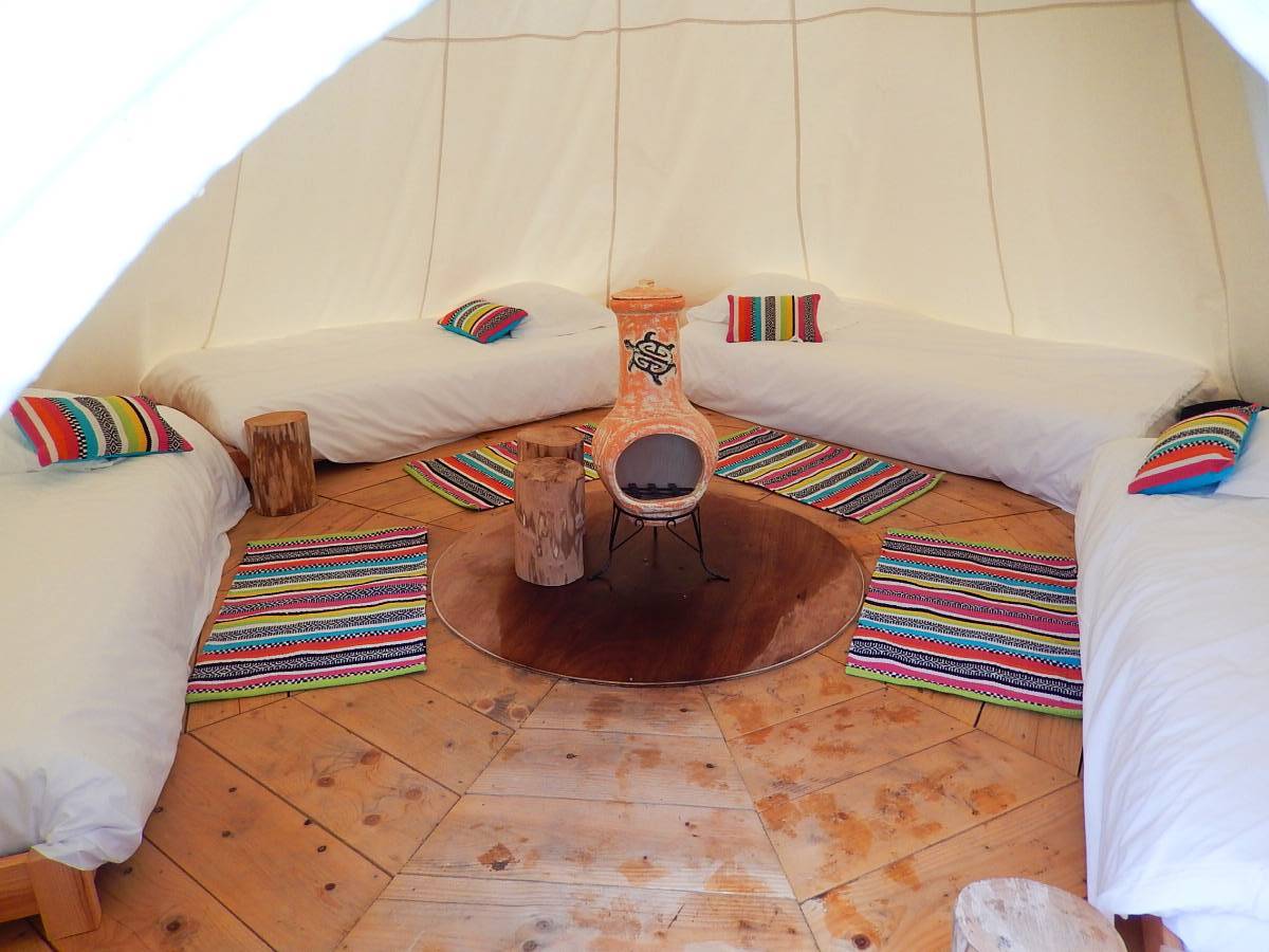 Un tipi indien pour une escapade en pleine nature à Angé — cuisine