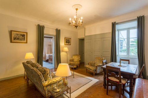 Gîte Jurançon — Chambre à thème avec spa à Landes à Château d'Estrac — chambre