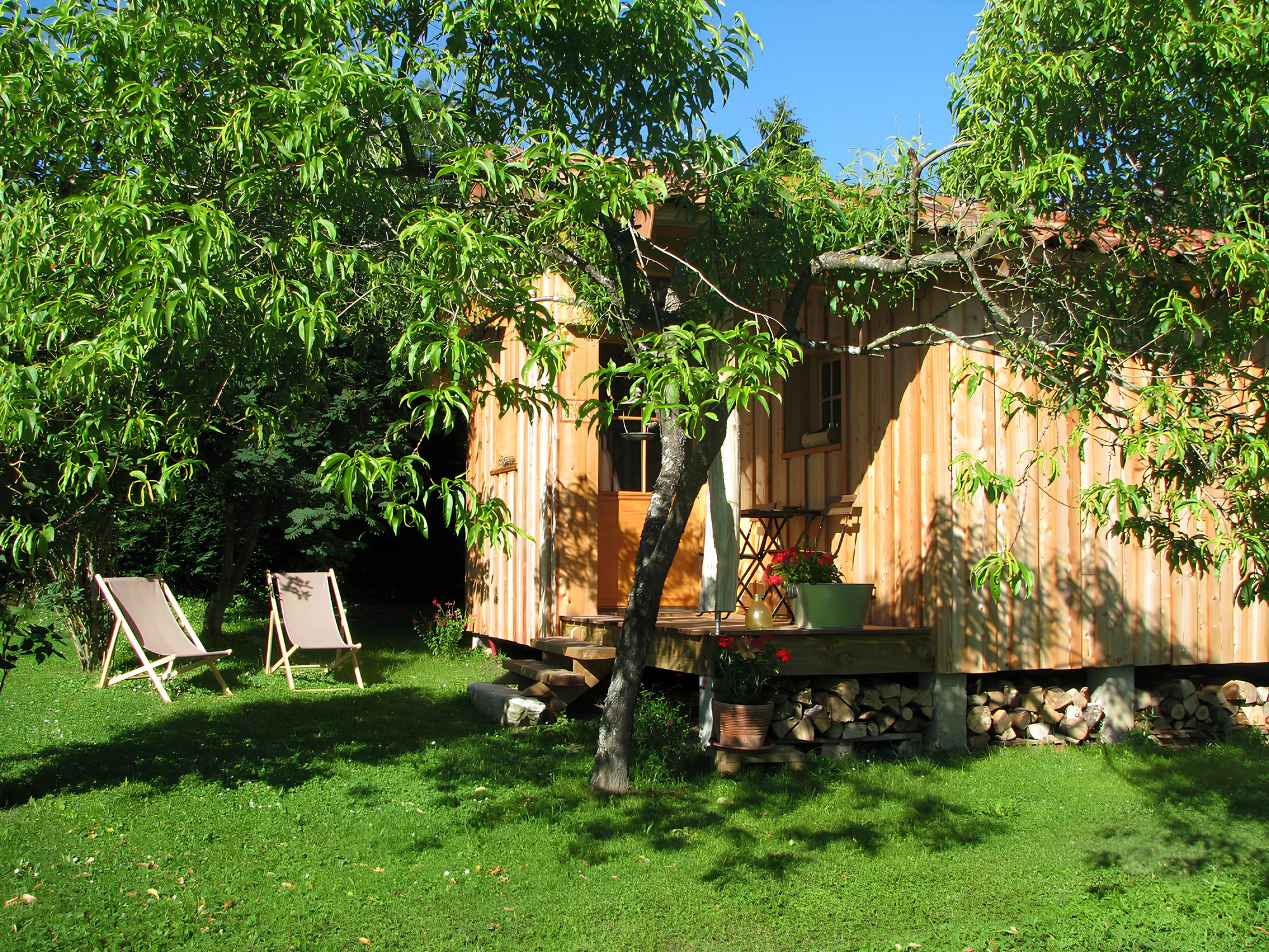 La Cabane du Trappeur : une expérience immersive en pleine nature — Cabane à Ore