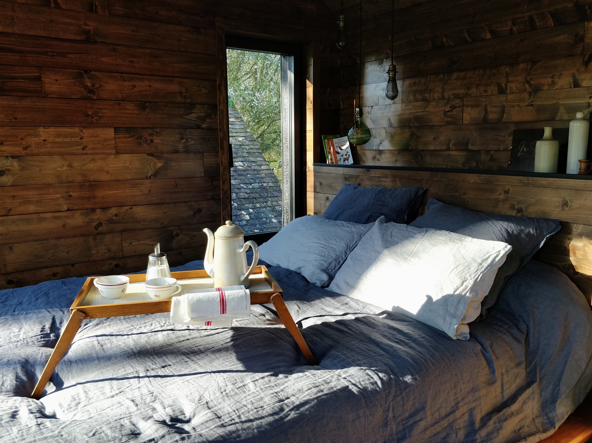La Tiny House de La Rivière — Tiny House avec bain nordique à Montargis à Montargis — espace de vie