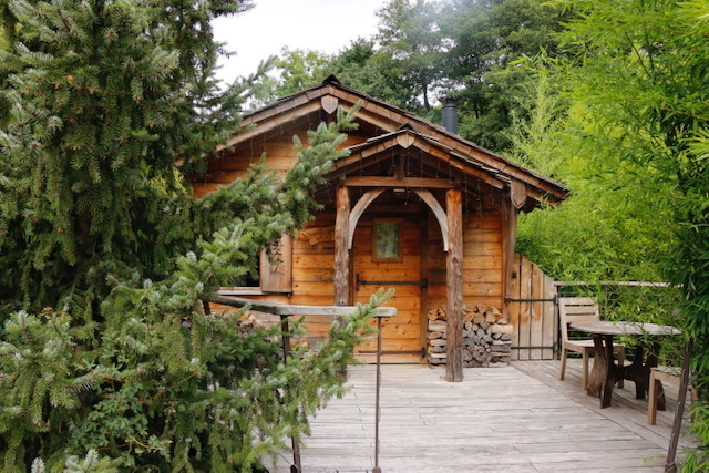 Cabane Spa des Daims : une évasion sensorielle en Franche-Comté à Corcelle-Mieslot — chambre